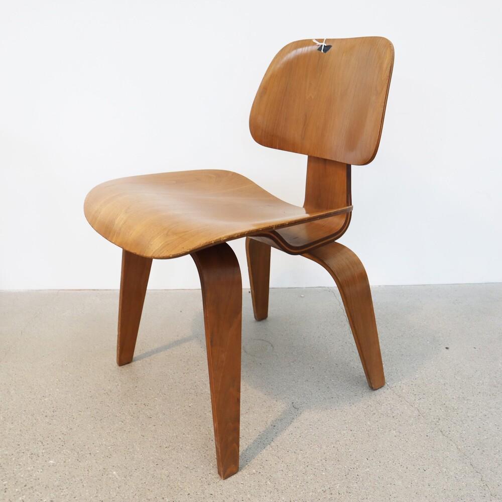 Mid-Century Modern Early Eames Dcw for Herman Miller