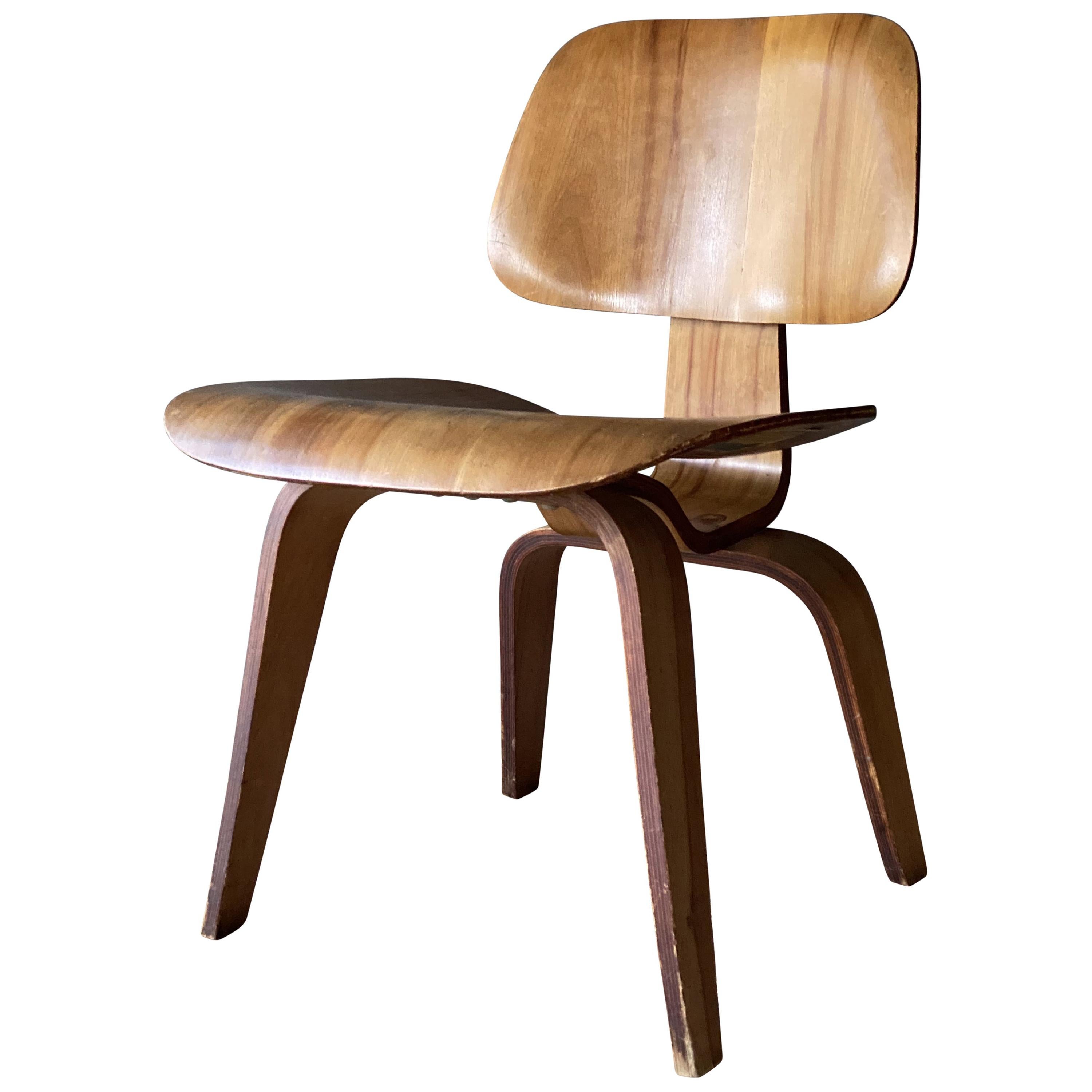 Early Eames DCW Mid-Century Modern Plywood Chair by Evans Products 