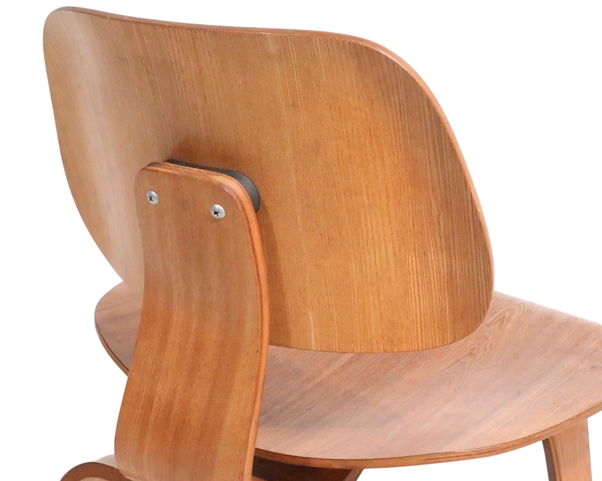 Early Eames Herman Miller  LCW siglo XX en venta