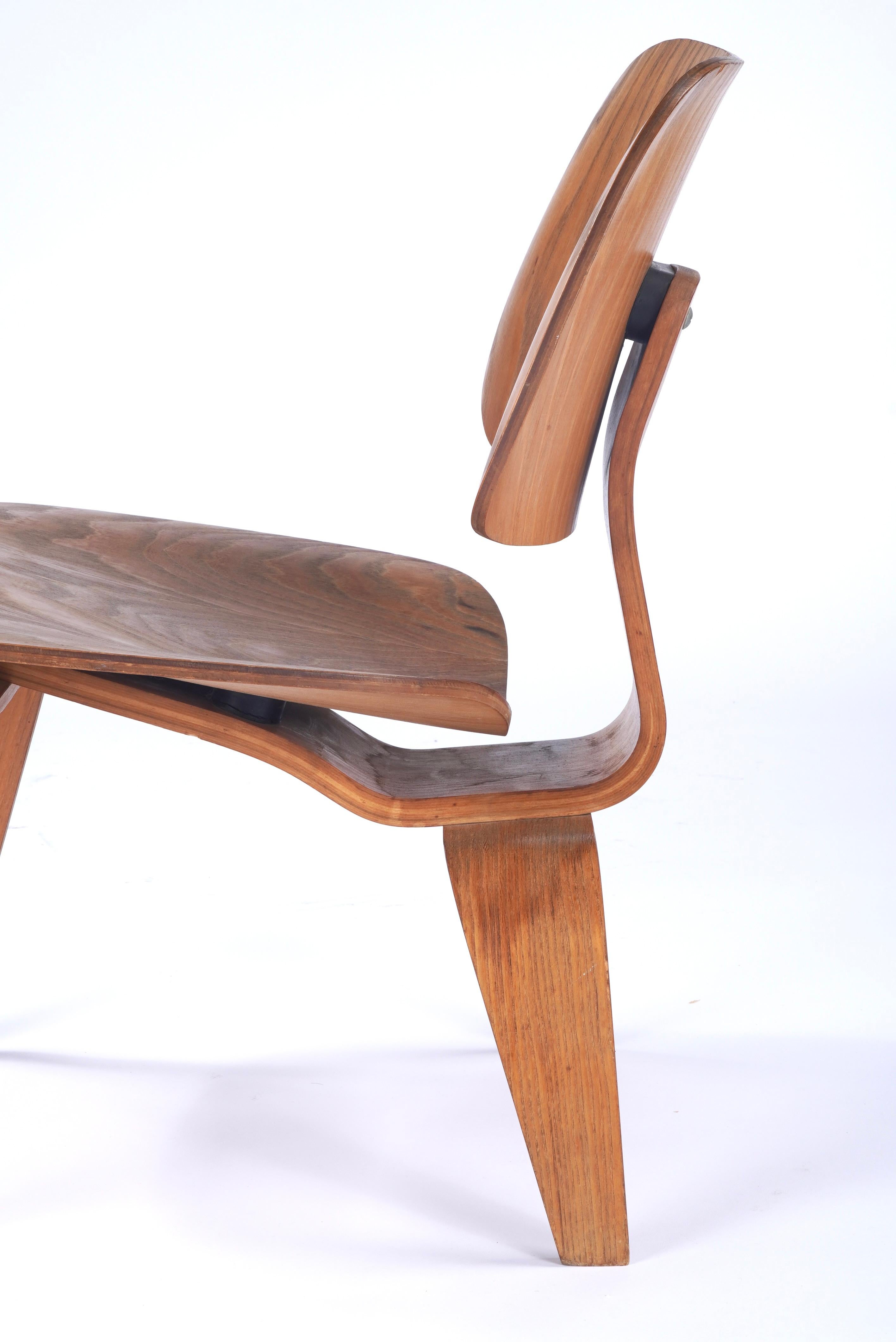 Ash Early Eames LCM Plywood Lounge Chair