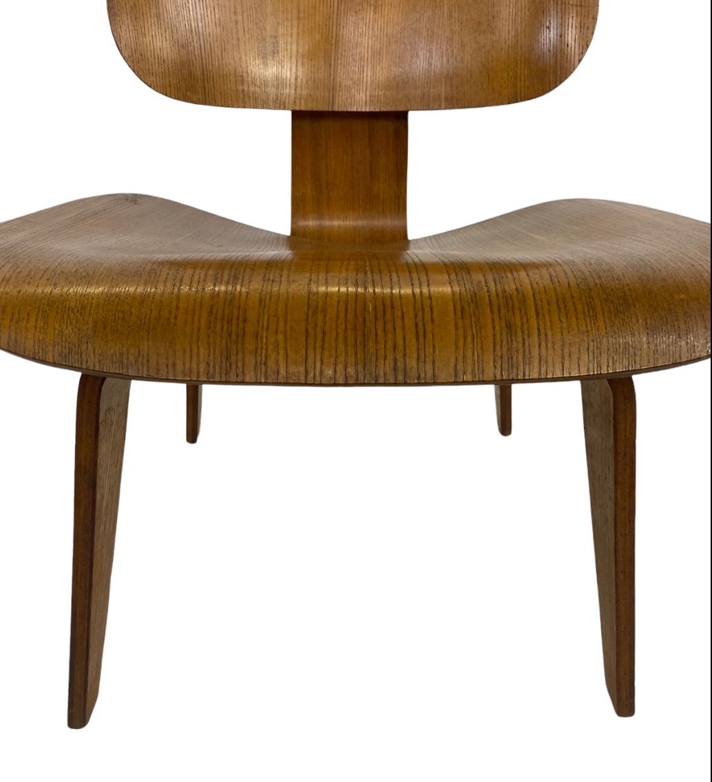 Early Eames LCW in Ash by Evans Products 12