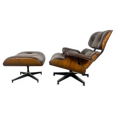 Früher Eames-Loungesessel und Ott. Brazilianisches Rosenholz/Leder 1976 Herman Miller