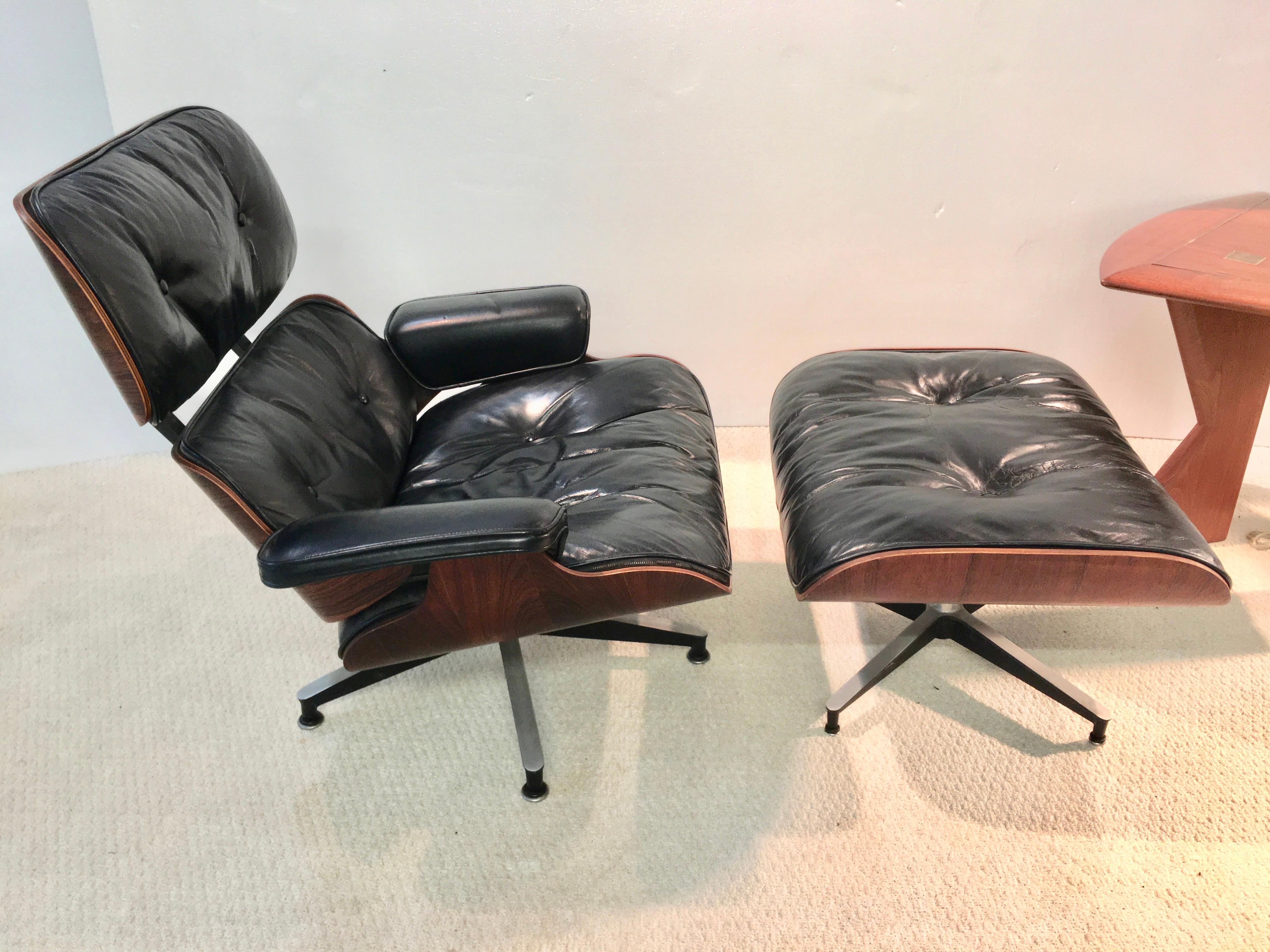 Early Eames Lounge Chair and Ottoman by Herman Miller In Good Condition In Hanover, MA