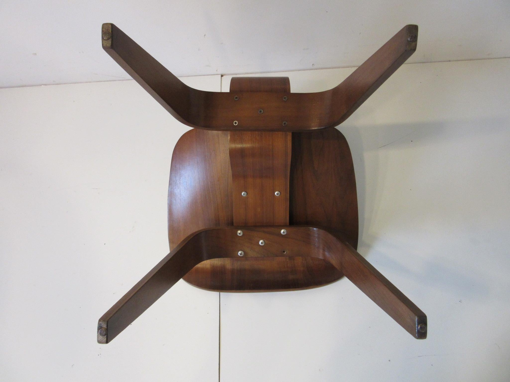 Early Eames Walnut DCW Side Chair by Herman Miller 'B' 4