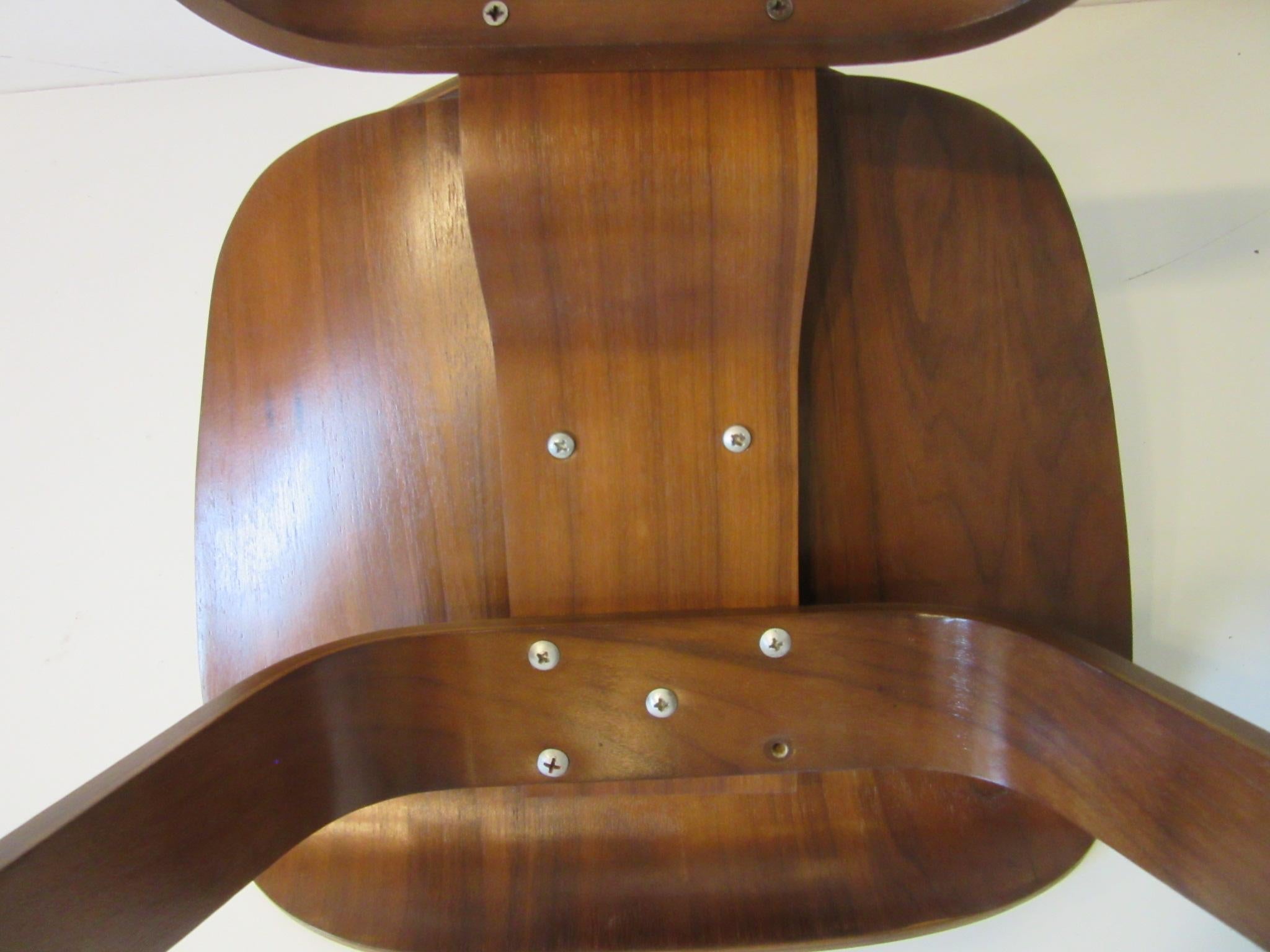 Early Eames Walnut DCW Side Chair by Herman Miller 'B' 5