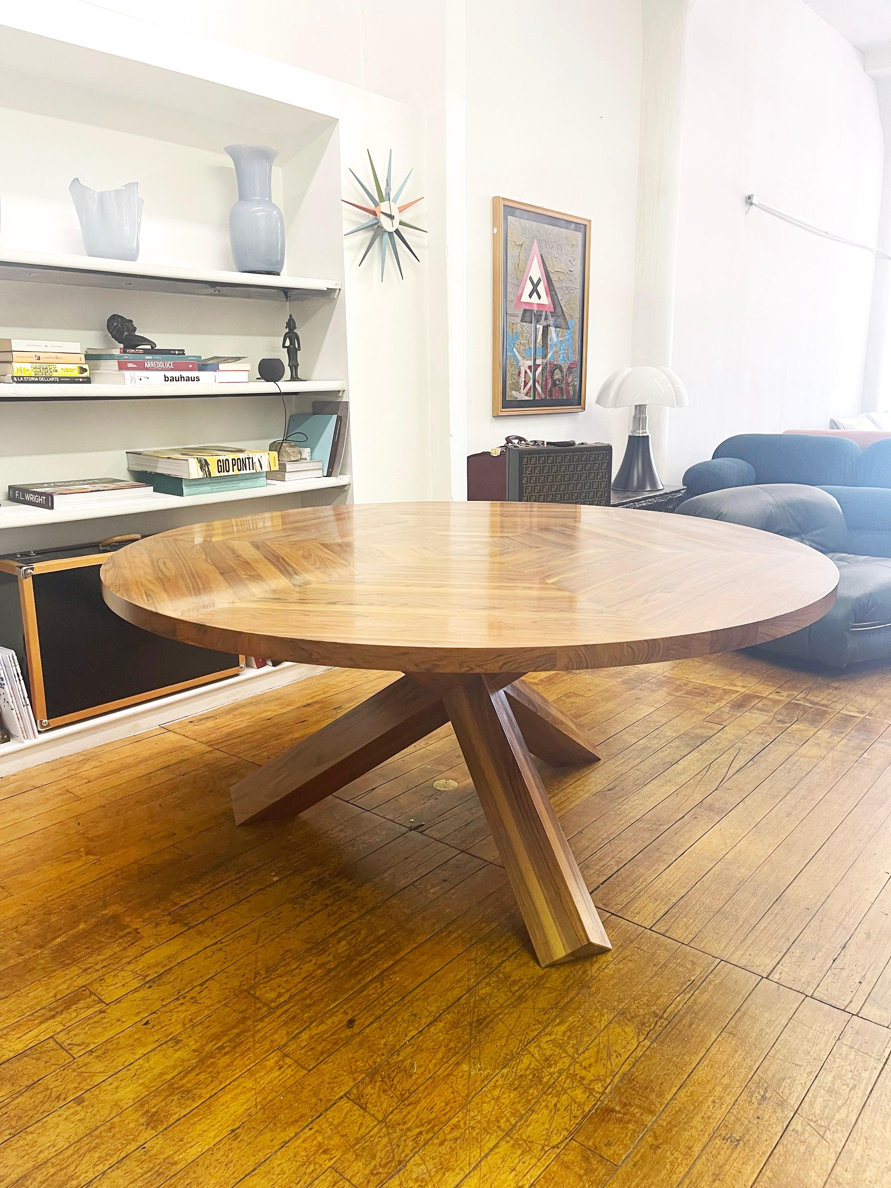 6 ft round dining table