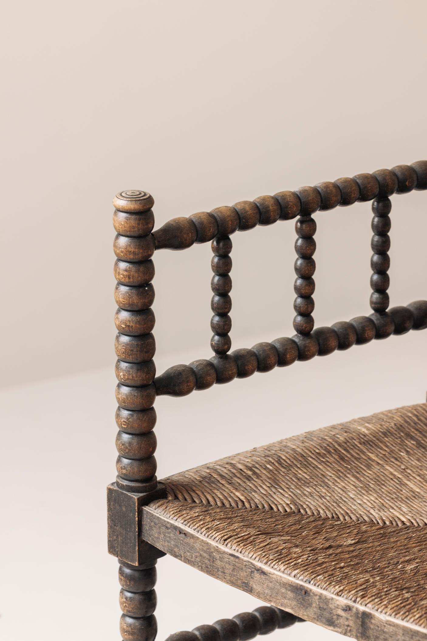 Chaise Bobbin d'édition ancienne provenant de France, datant des années 1930. Bon état - En vente à Antwerp, BE