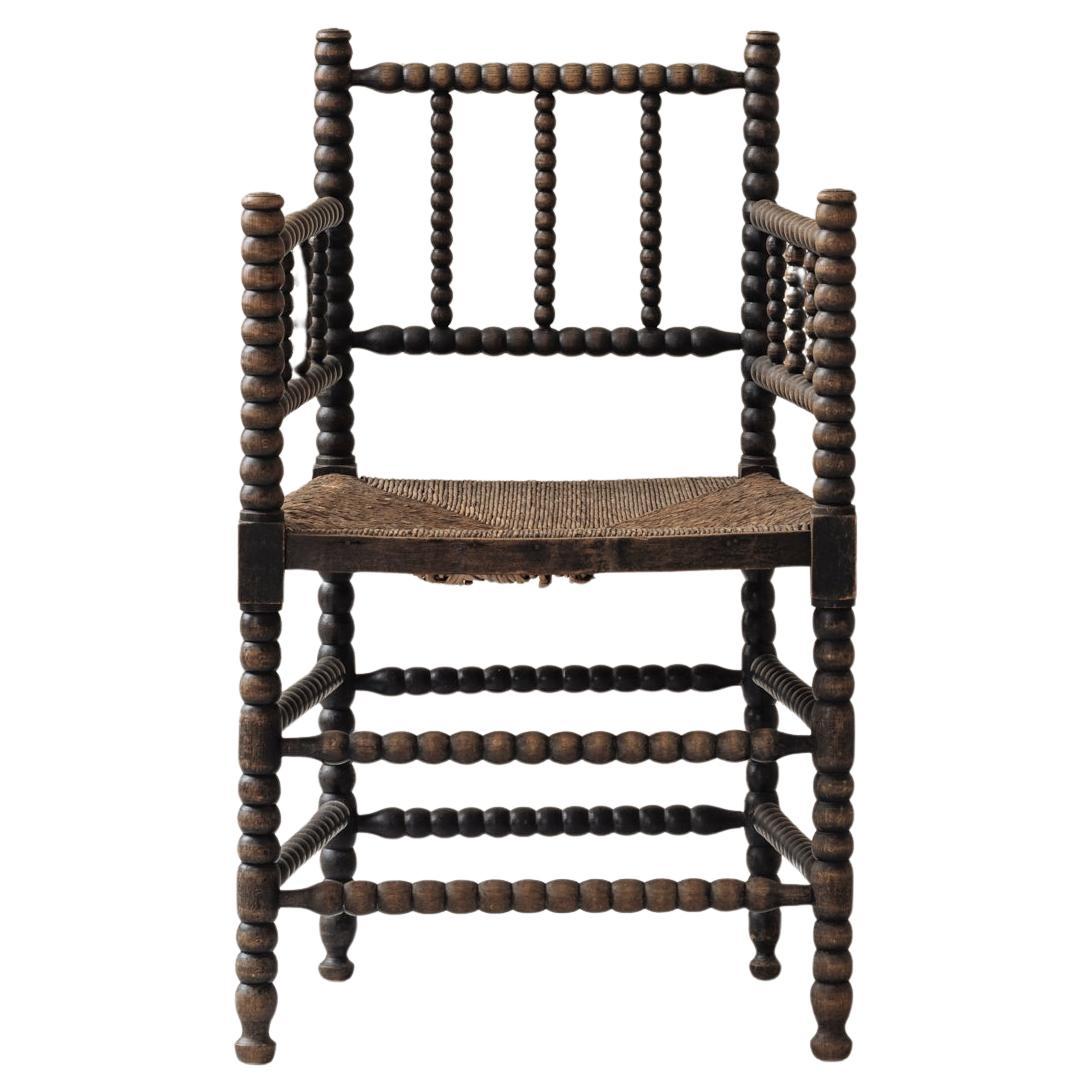 Chaise Bobbin d'édition ancienne provenant de France, datant des années 1930. en vente