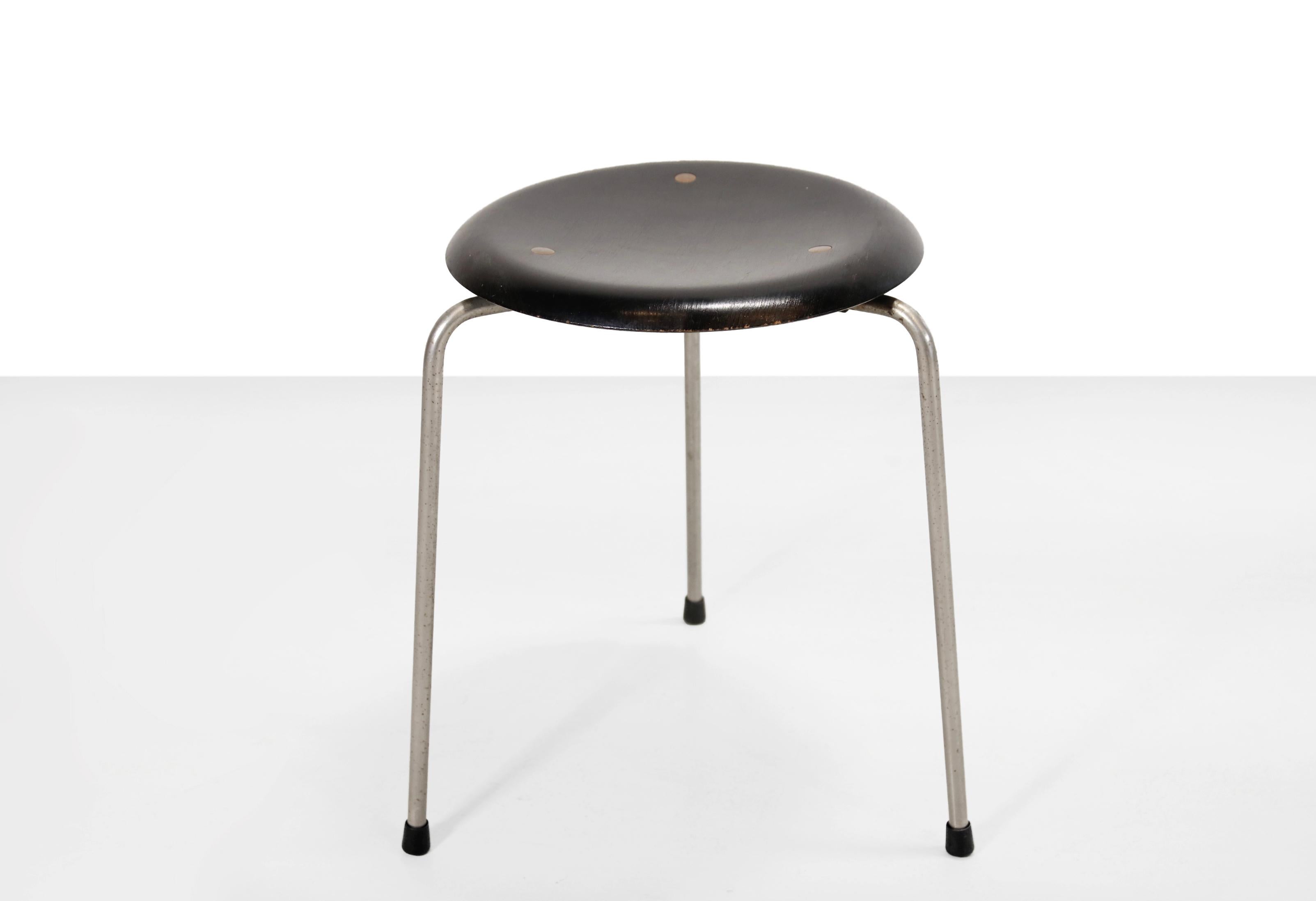 Mid-Century Modern Tabouret de collection Arne Jacobsen DOT 3170 noir, 1950s en vente
