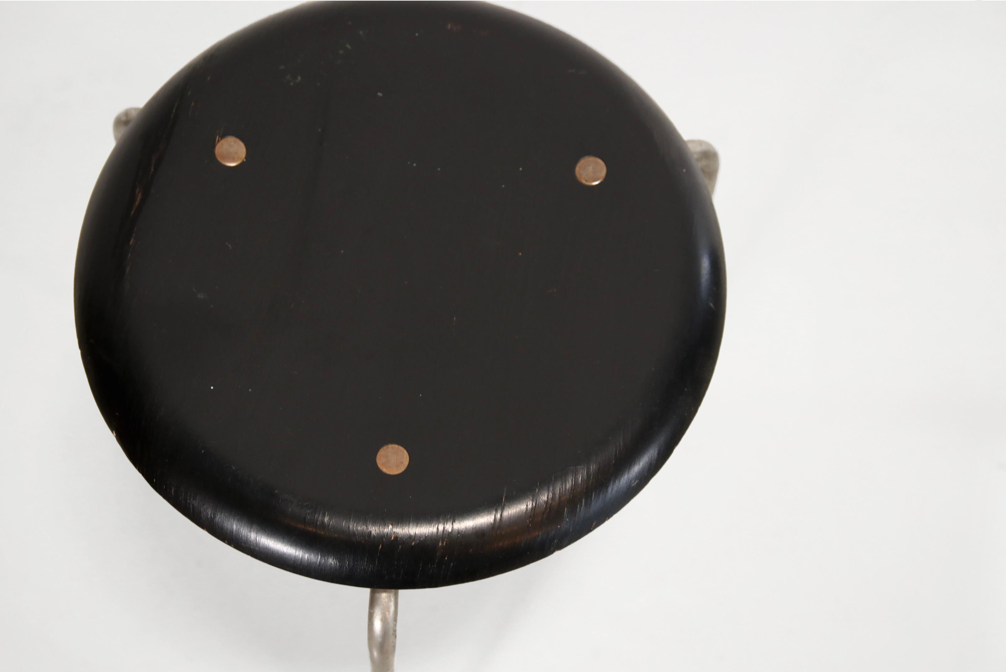 Danois Tabouret de collection Arne Jacobsen DOT 3170 noir, 1950s en vente