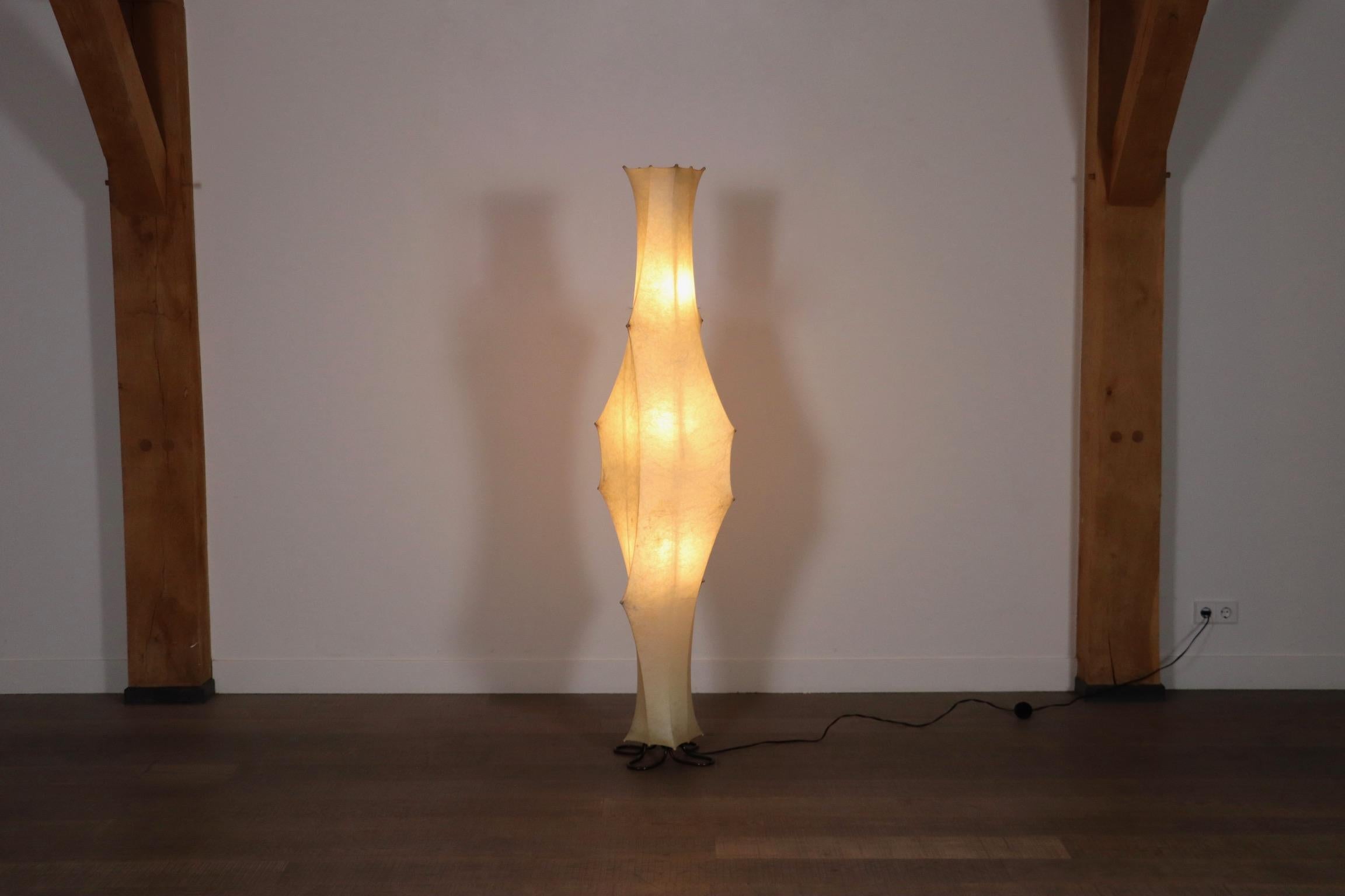 Early Edition Fantasma Floor Lamp By Tobia Scarpa For Flos, Italy, 1960s  For Sale 6