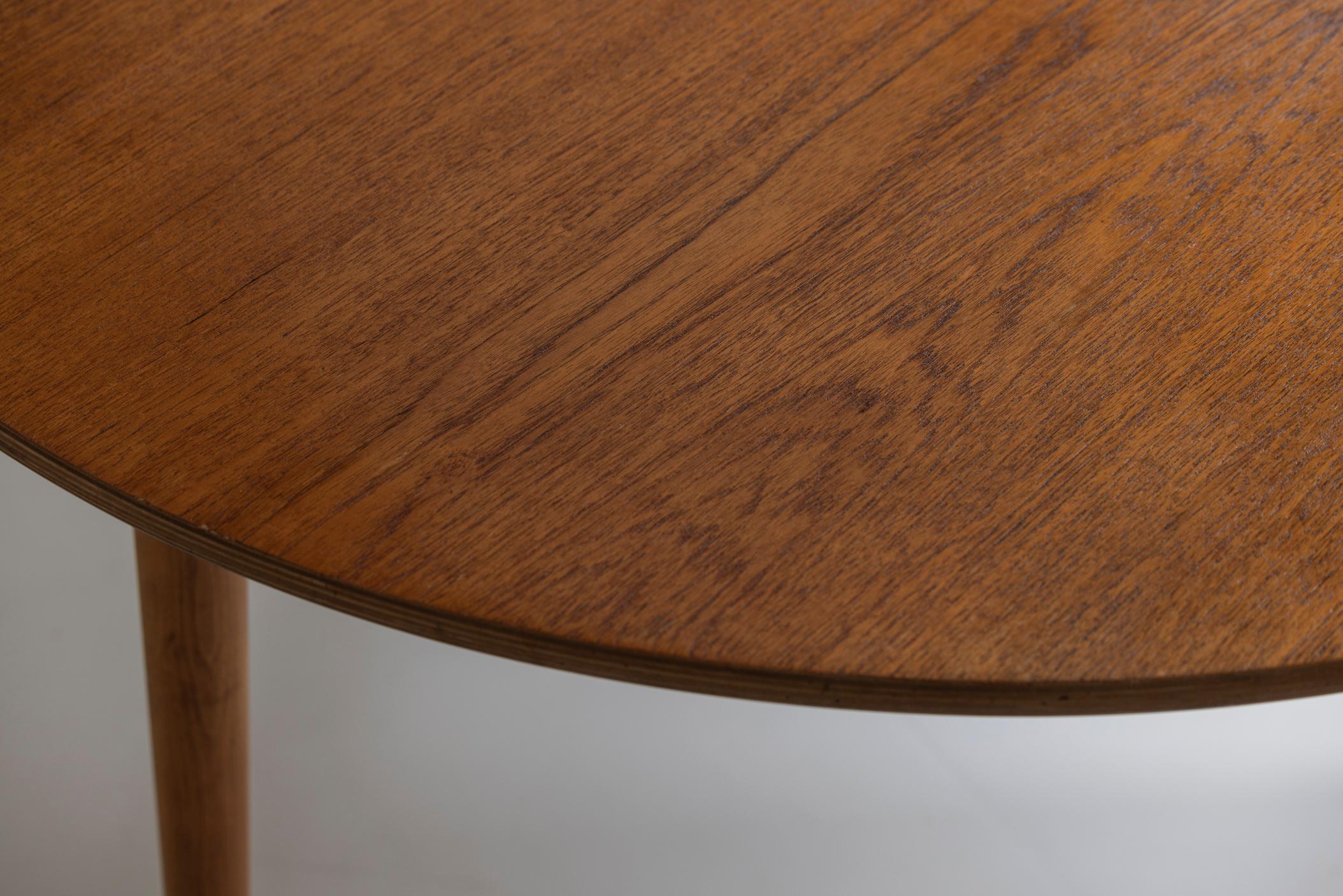 Early edition Heart dinning table by Hans Wegner for Fritz Hansen, Denmark 1960s For Sale 9