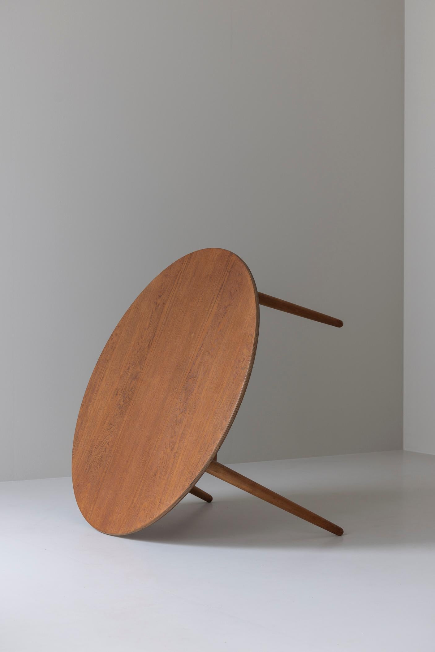Early edition Heart dinning table by Hans Wegner for Fritz Hansen, Denmark 1960s For Sale 10