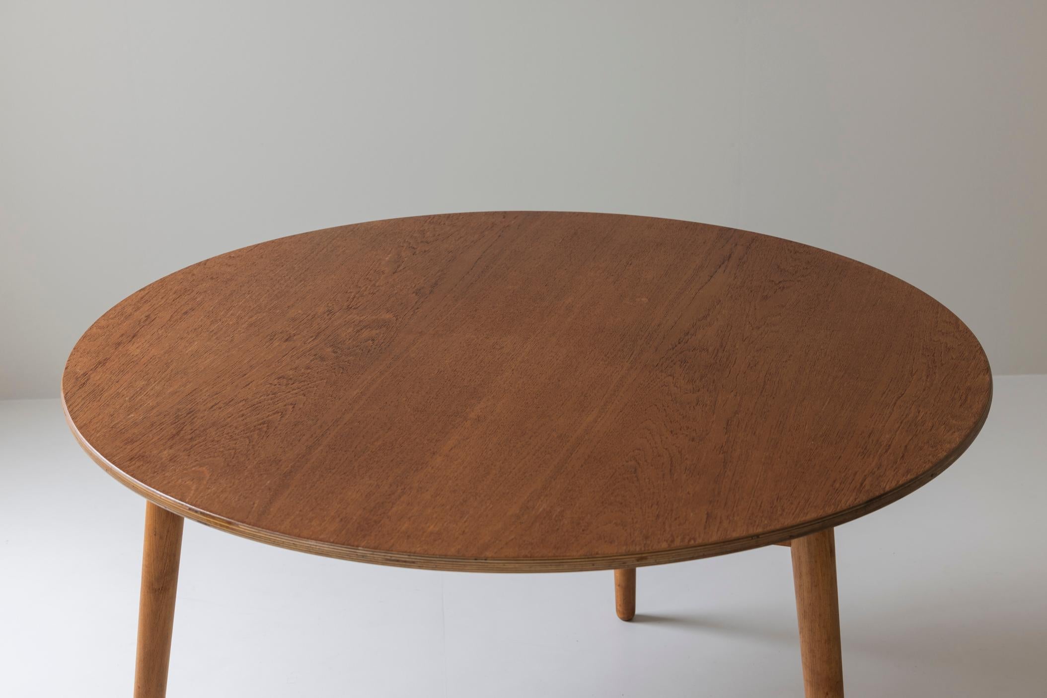 Mid-20th Century Early edition Heart dinning table by Hans Wegner for Fritz Hansen, Denmark 1960s For Sale
