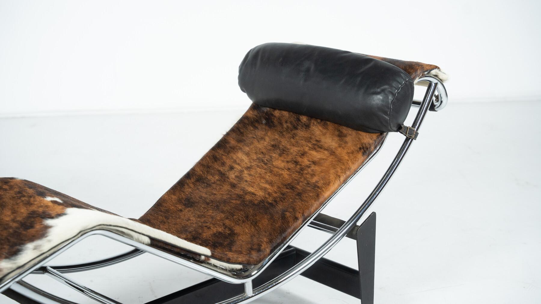 Première édition de la chaise longue LC4 de Le Corbusier pour Cassina, Italie en vente 5