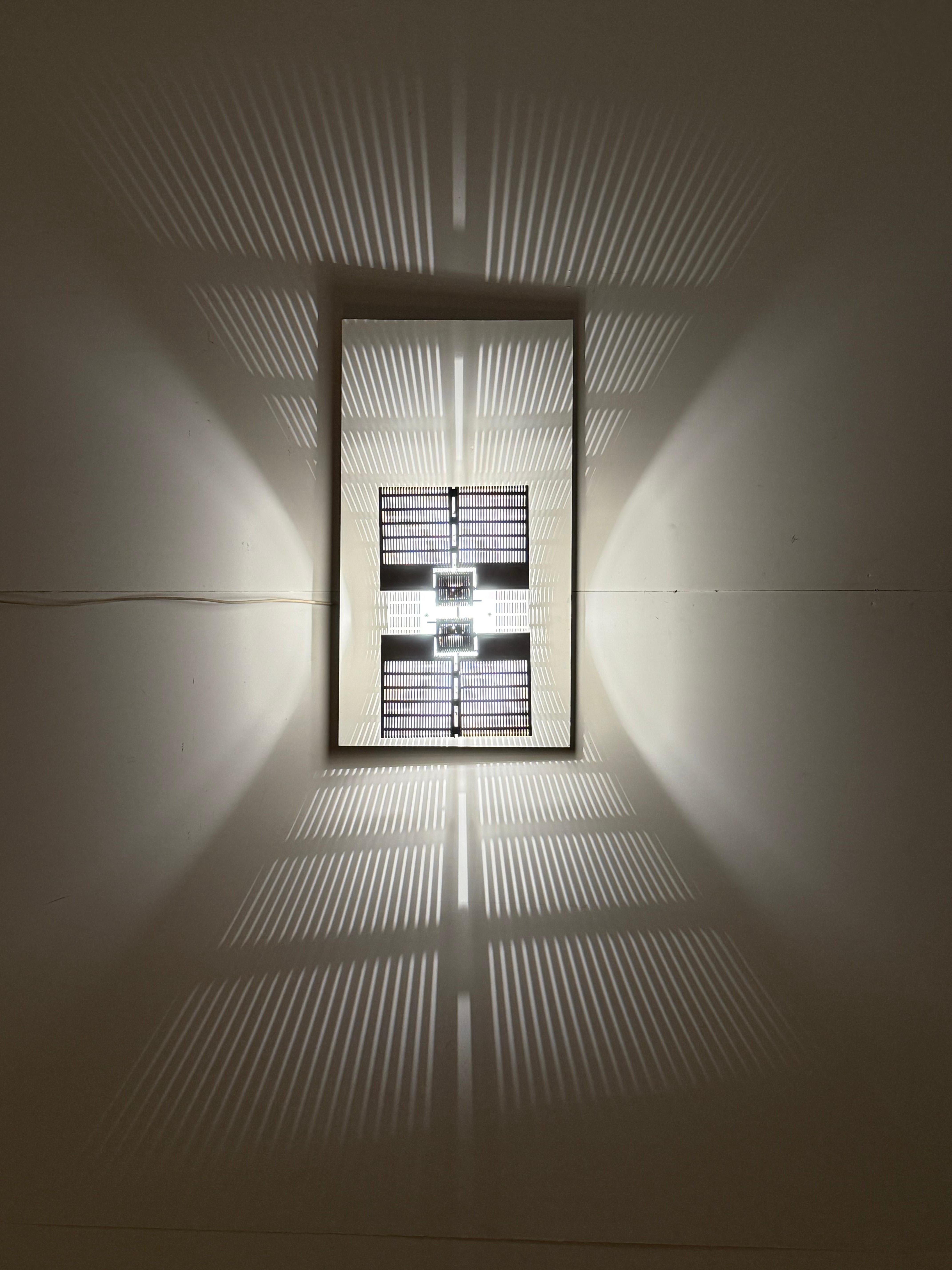 Early Edition Mario Botta Black&White 'Fidia' Wall Applique Artemide Italy, 1986 For Sale 3