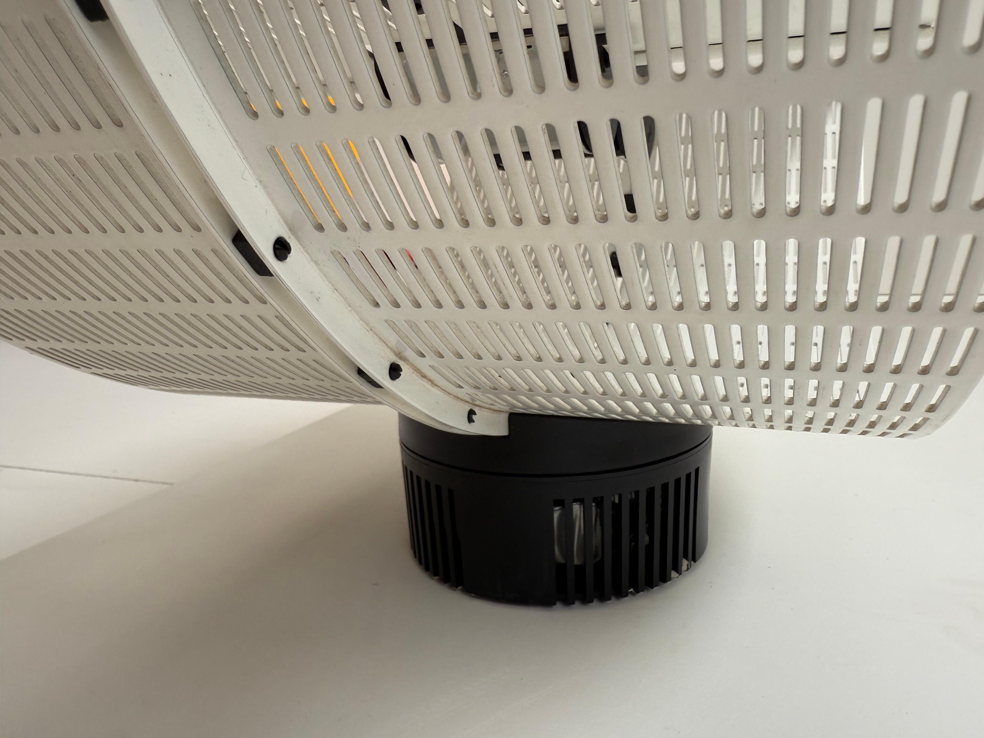 Early Edition Mario Botta Black&White 'Fidia' Wall Applique Artemide Italy, 1986 For Sale 7