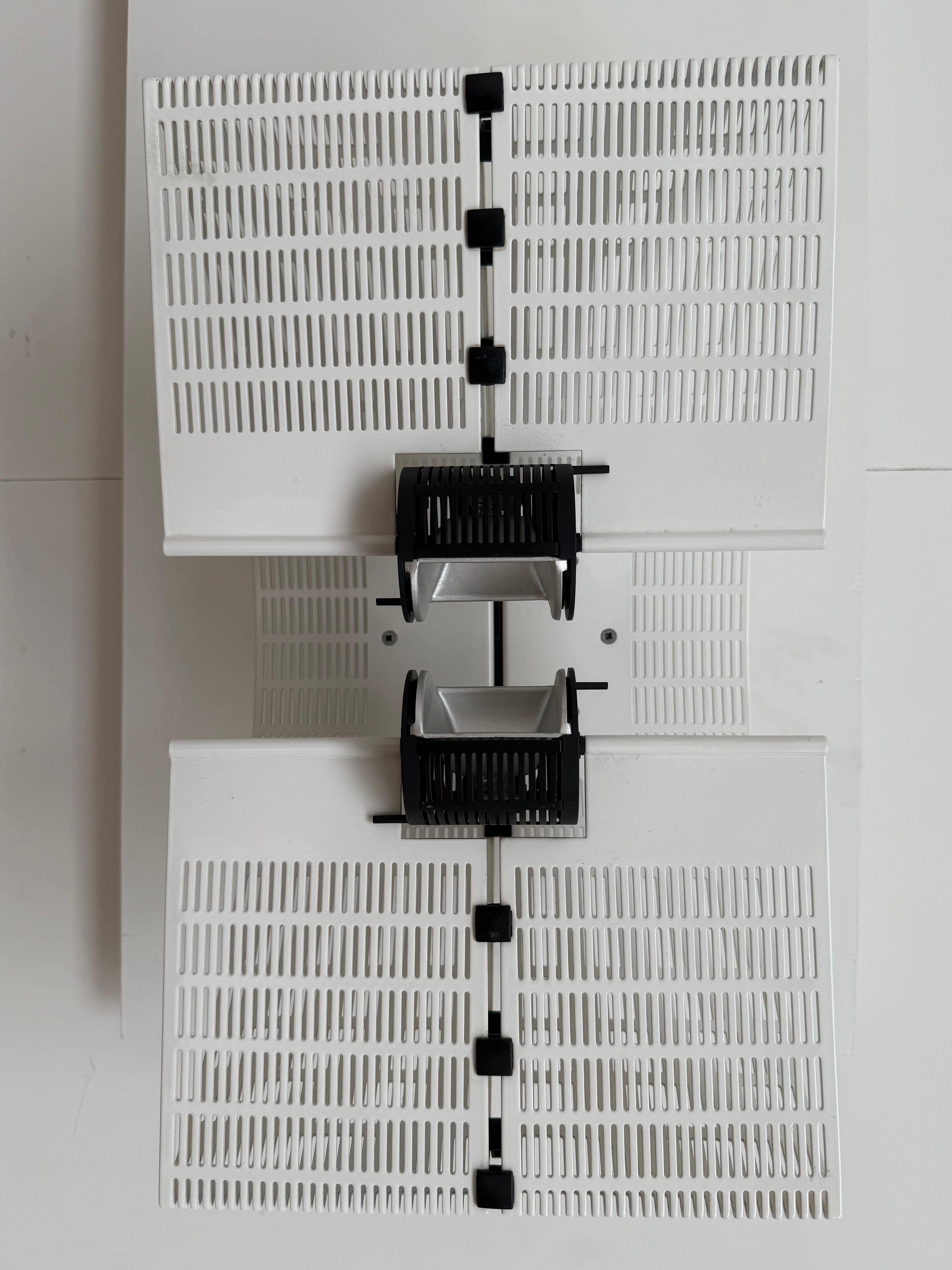 Early Edition Mario Botta Black&White 'Fidia' Wall Applique Artemide Italy, 1986 For Sale 9