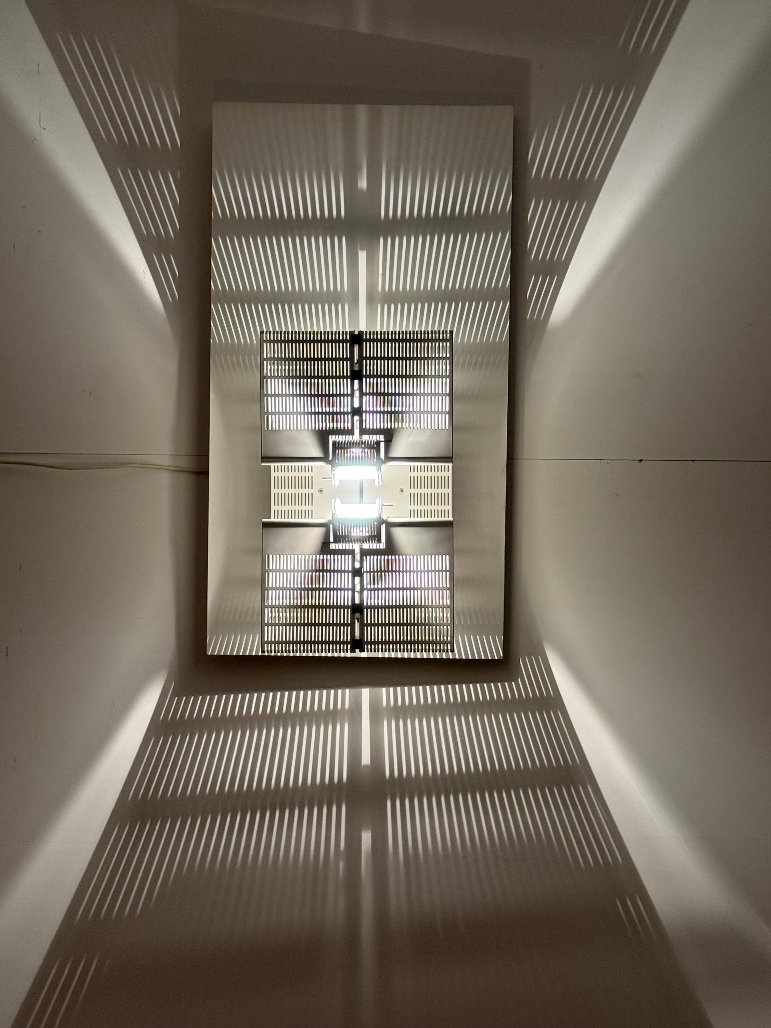 Italian Early Edition Mario Botta Black&White 'Fidia' Wall Applique Artemide Italy, 1986 For Sale