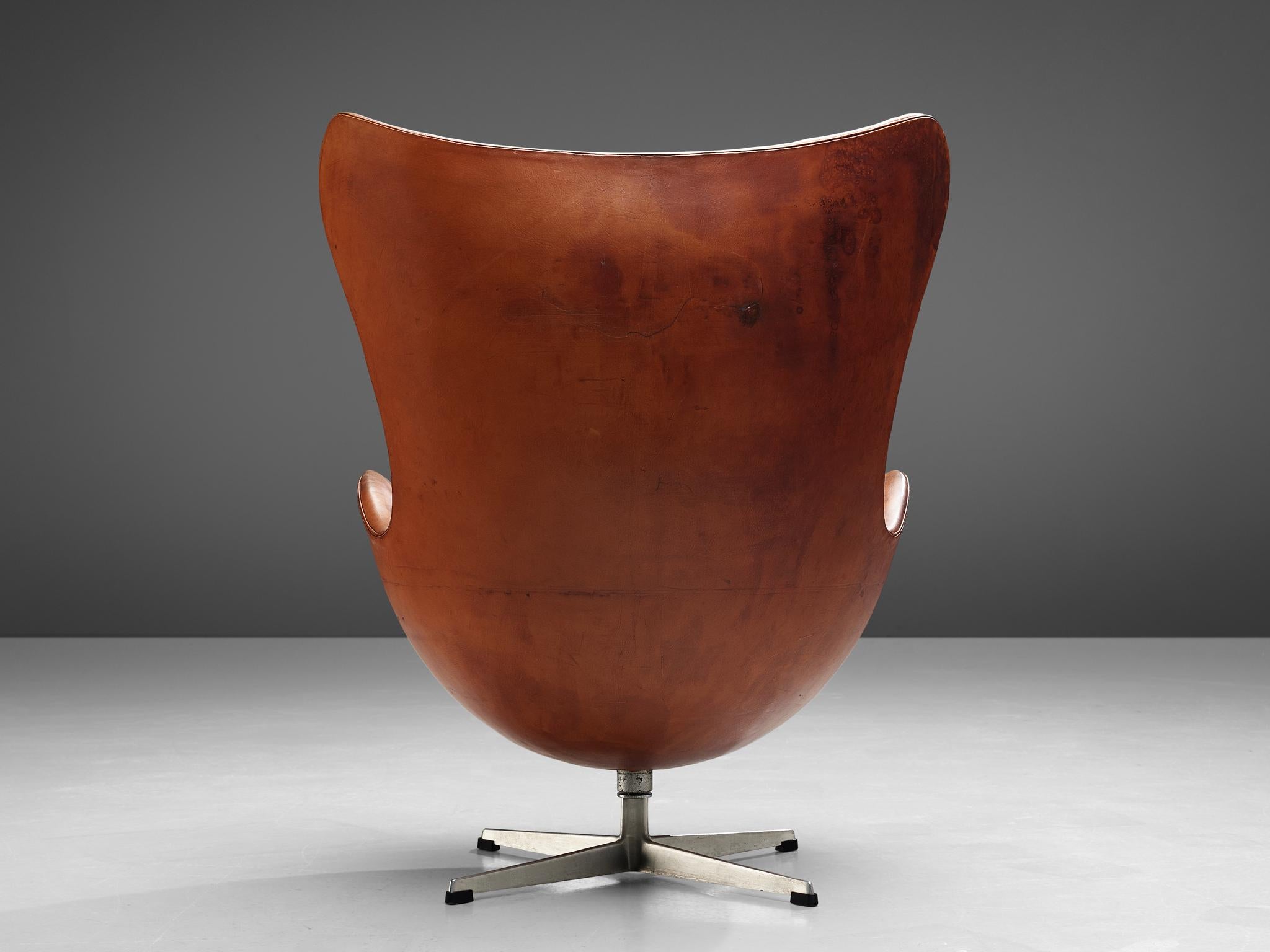 egg chair by arne jacobsen