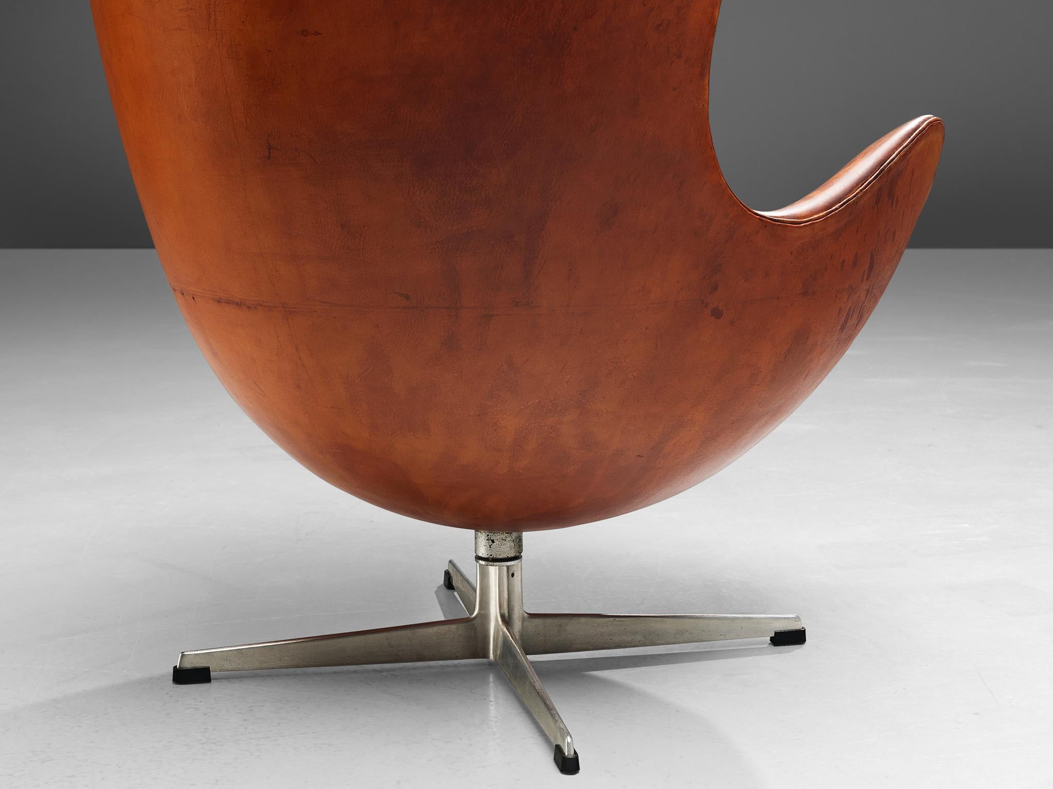 Early Edition of the Egg Chair by Arne Jacobsen 1