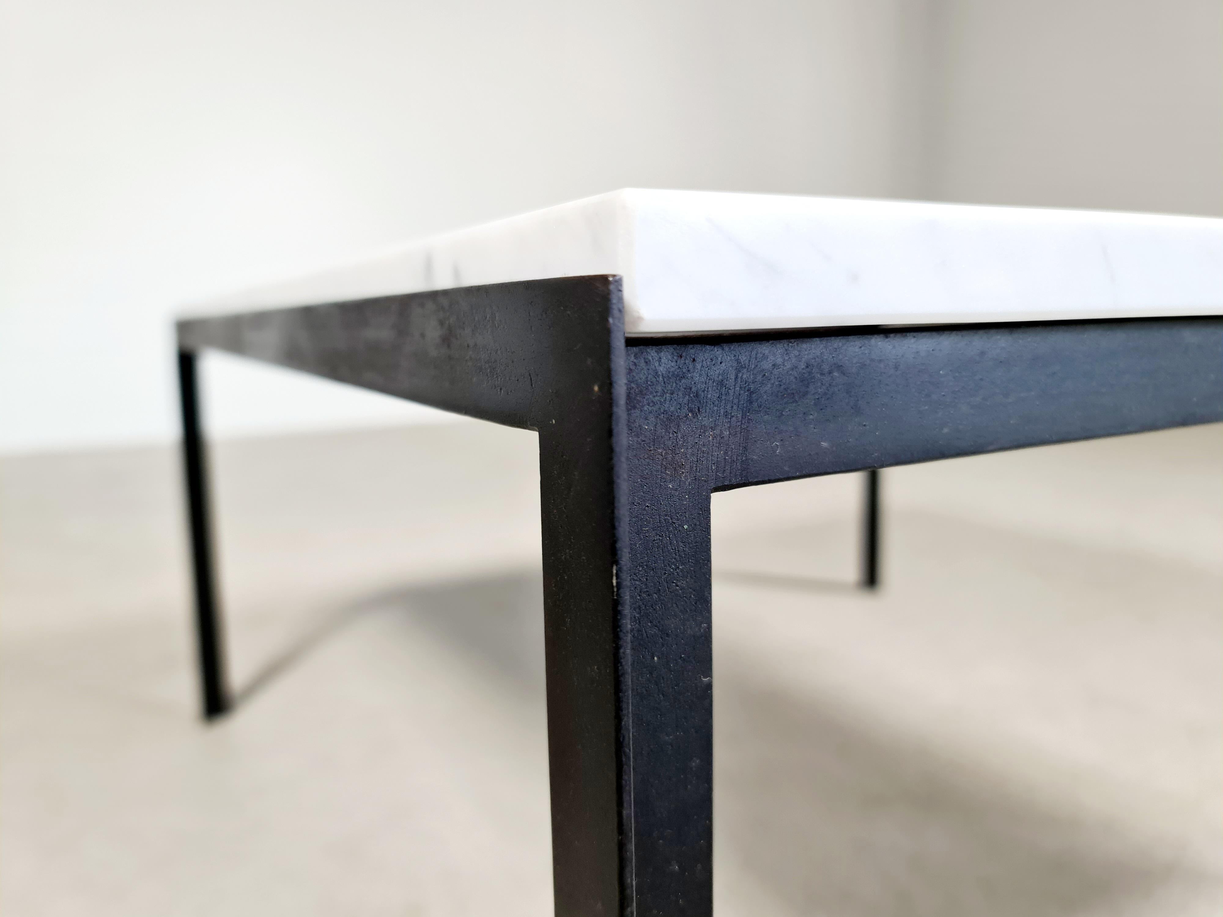 Early edition T-angle/T-bar coffee table by Florence Knolll for De Coene, 1950s For Sale 1