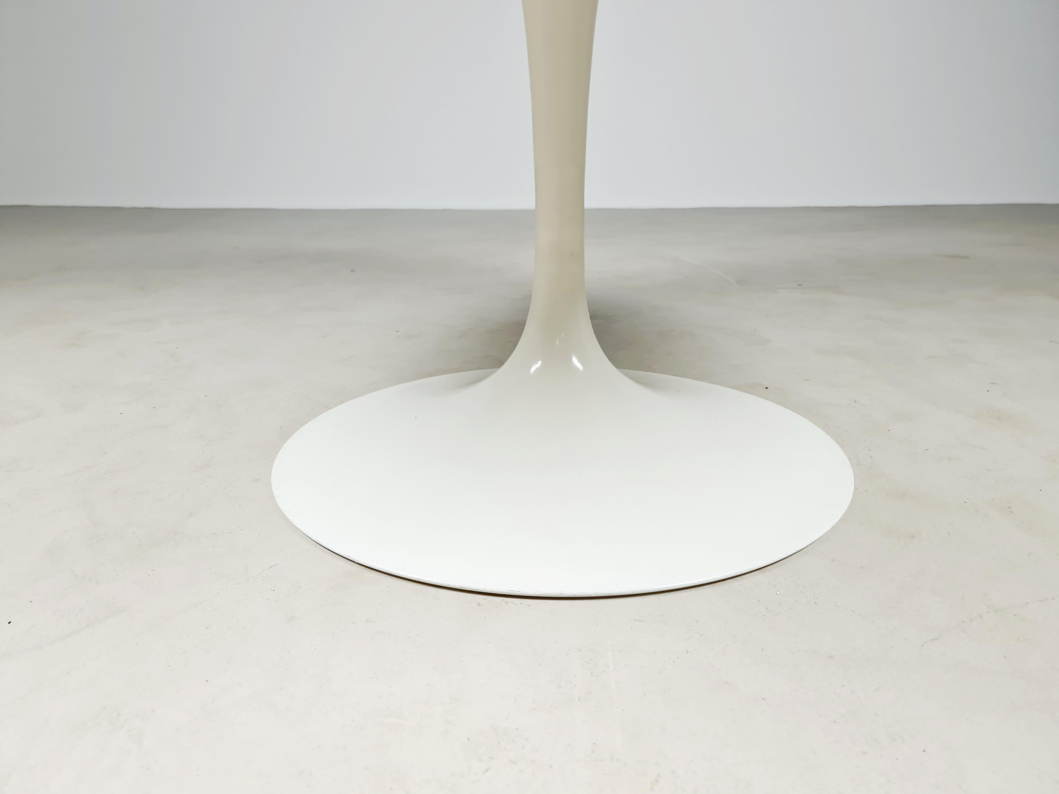 Early Edition Tulip Table by Eero Saarinen for Knoll International, 1968 In Good Condition In amstelveen, NL