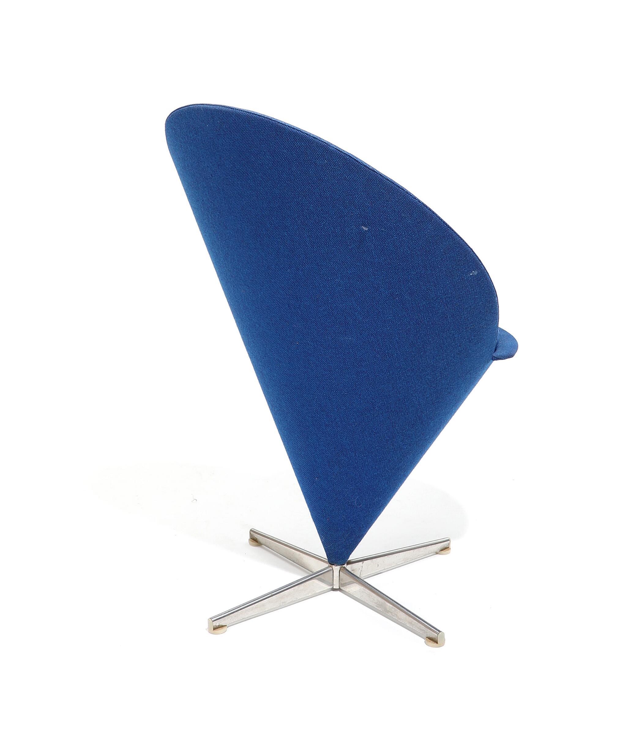 Mid-Century Modern Early Edition Verner Panton Blue Cone Chair Made by Plus Line, 1958 For Sale