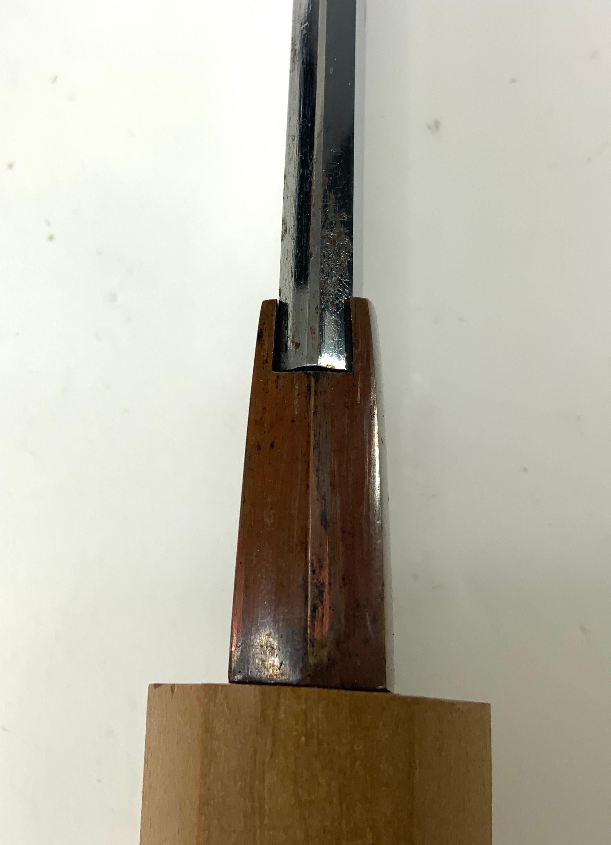 Early Edo Period Japanese Kanefusa Wakizashi Sword with Papers, 17th Century For Sale 5