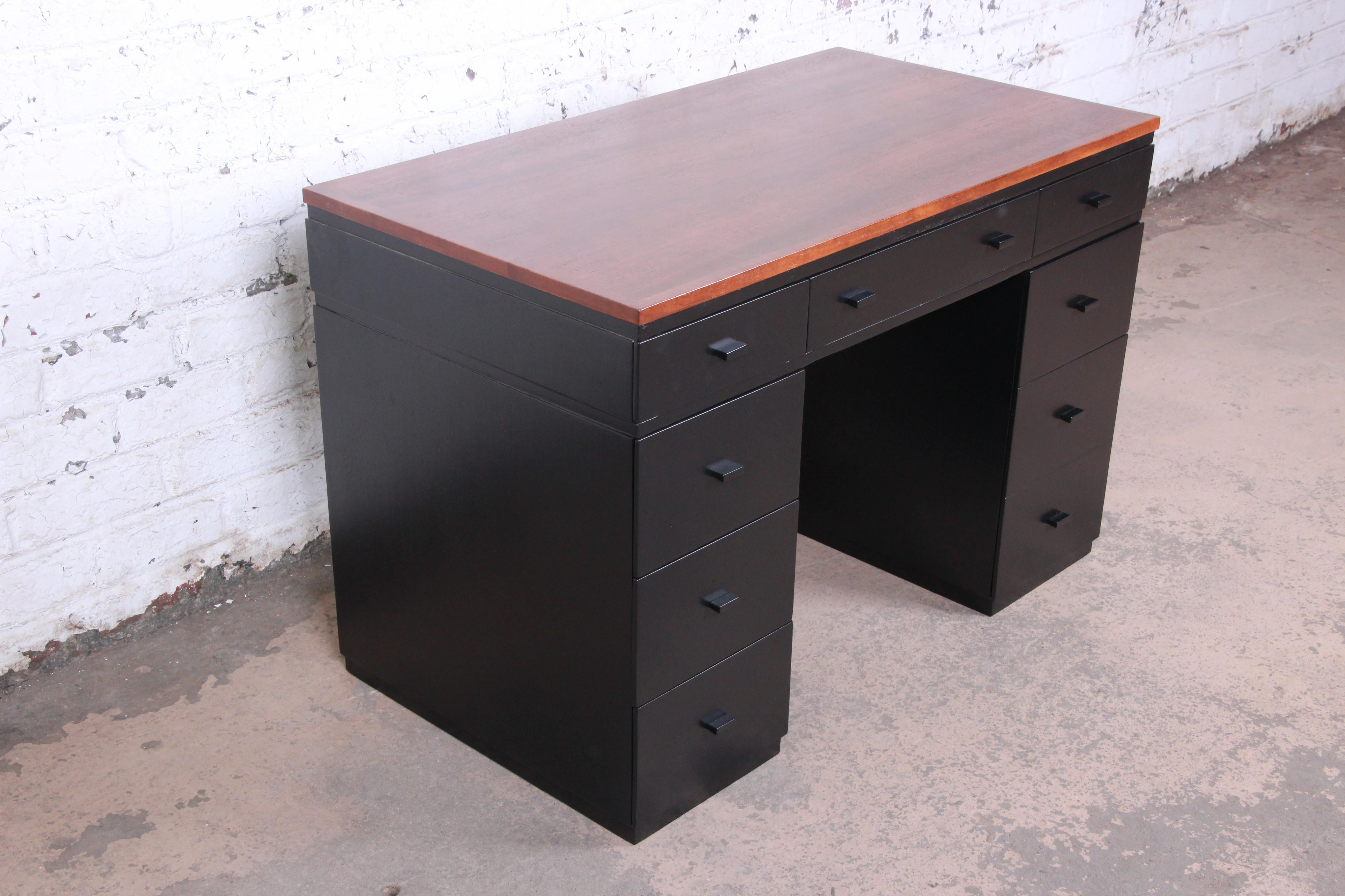 American Early Edward Wormley for Dunbar Walnut and Black Lacquered Kneehole Desk, 1940s