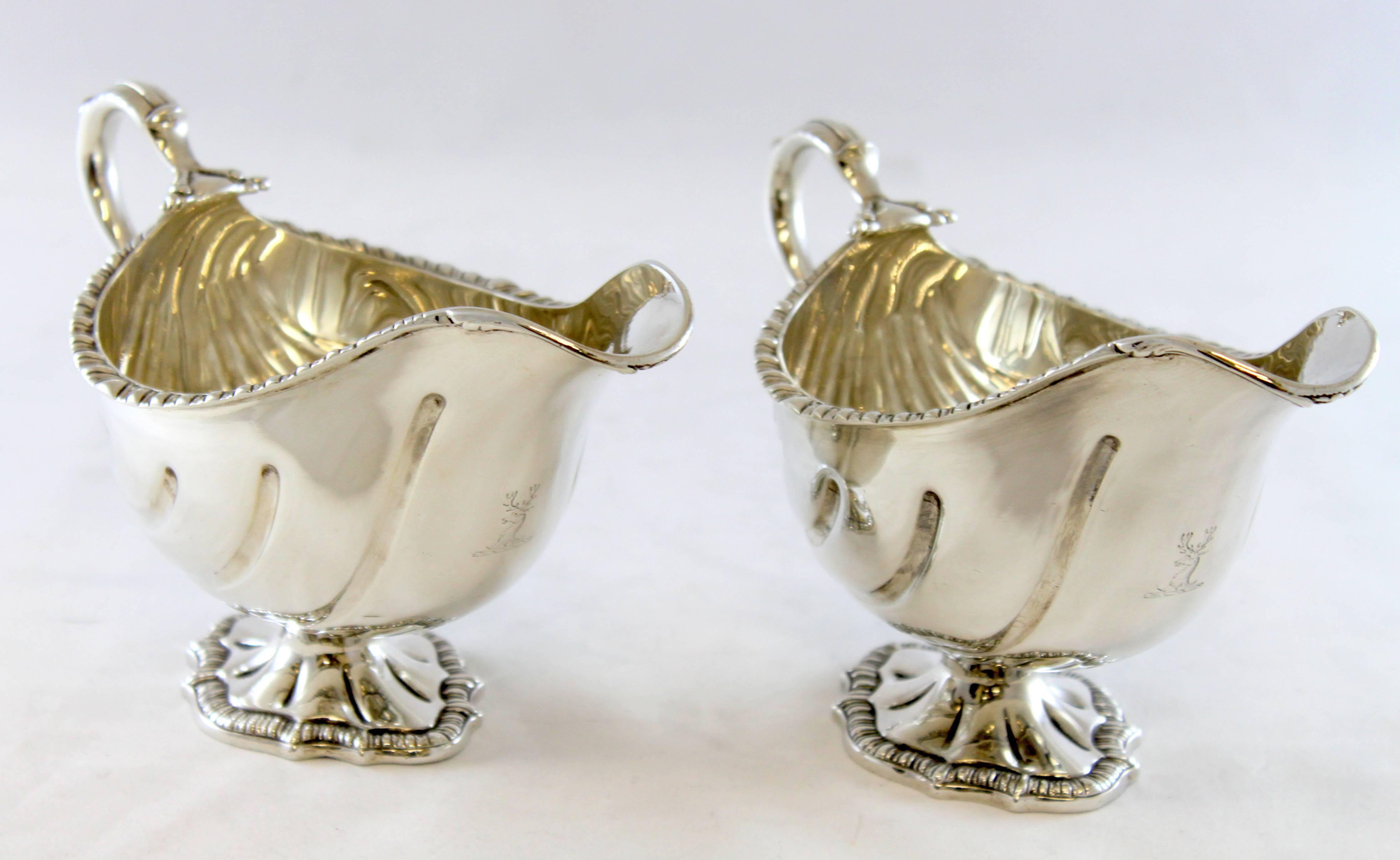 British Early Edwardian Pair of Sterling Silver Creamers, Carrington & Co, London, 1900