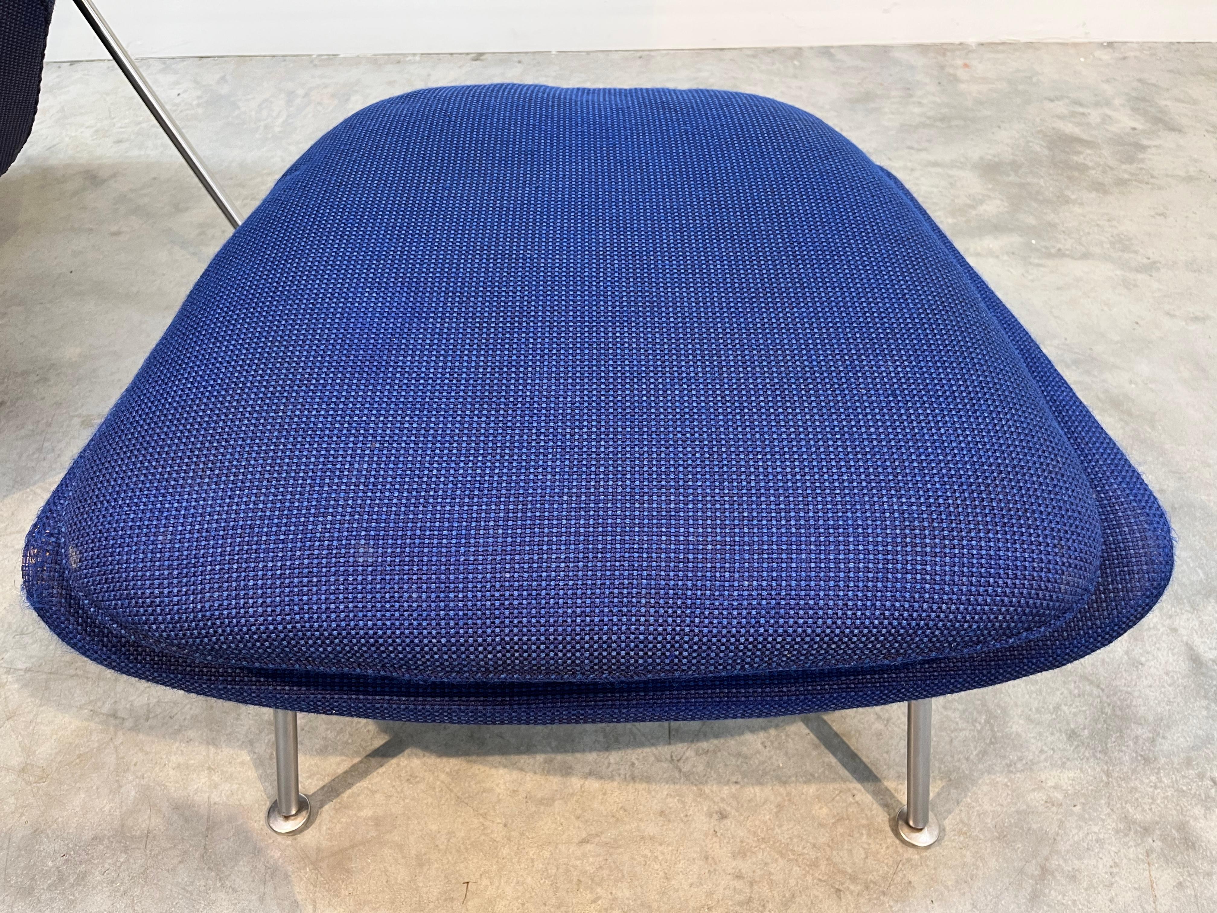 Early Eero Saarinen for Knoll Womb Chair & Ottoman in Original Knoll Fabric 1