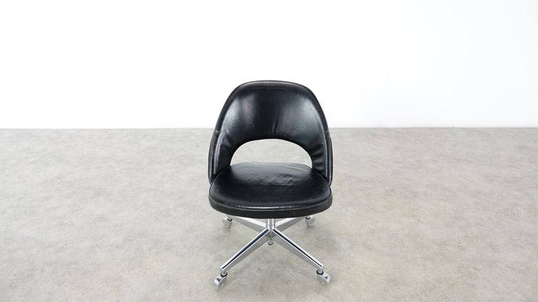 Early Eero Saarinen Office Desk Chair for Knoll ...