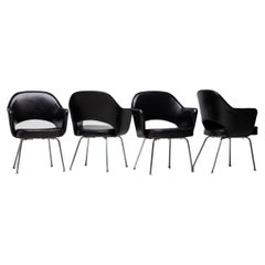 Vintage Early Eero Saarinen Series 71 Executive Armchairs for Knoll in Black Leather