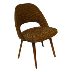 Early Eero Saarinen Side / Desk Chair model # 72ULB for Knoll