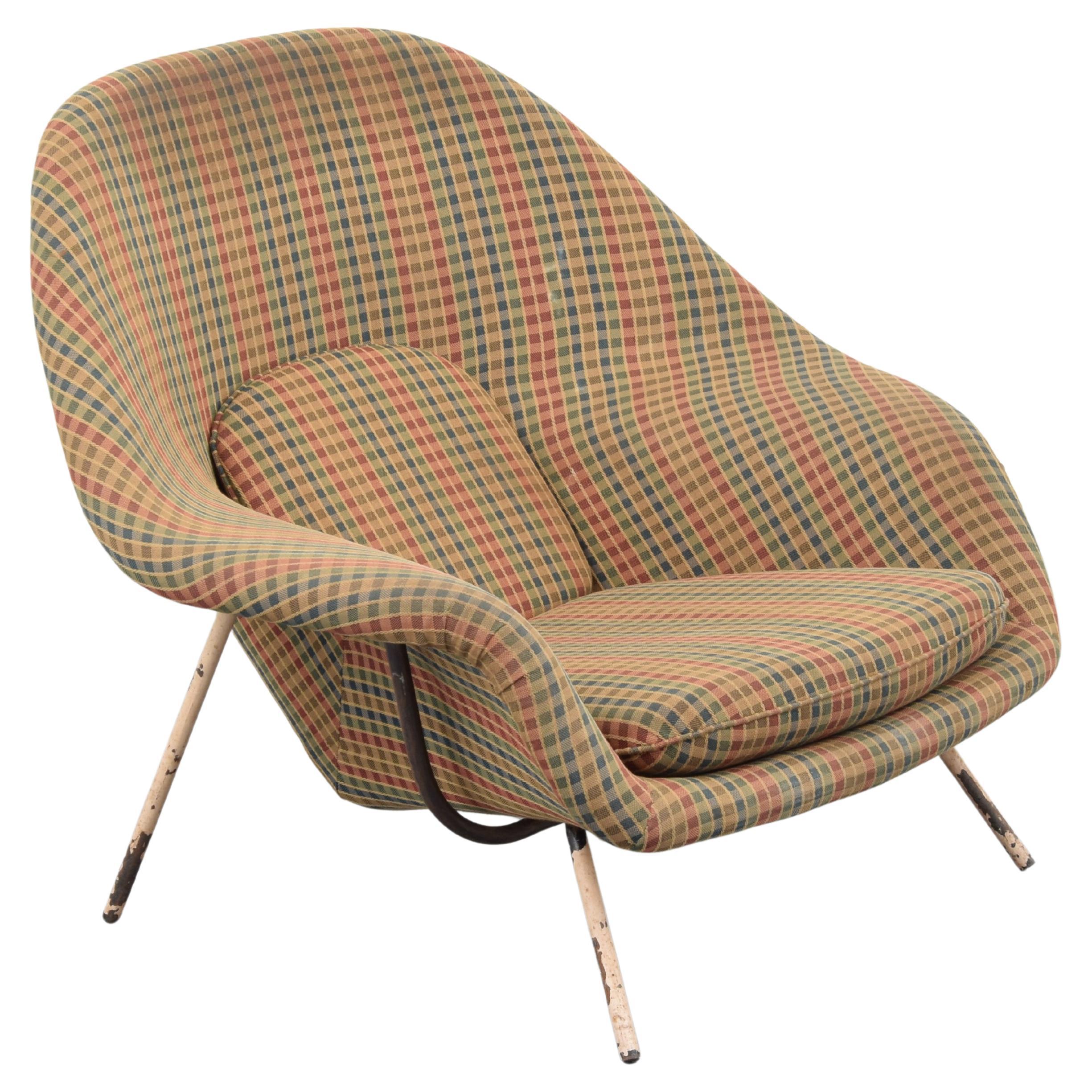 Early Eero Saarinen “Womb” Chair For Sale