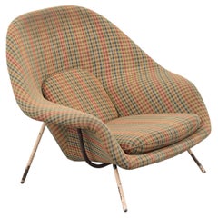 Retro Early Eero Saarinen “Womb” Chair
