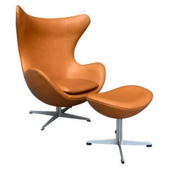 Early Egg Chair and Ottoman by Arne Jacobsen for Fritz Hansen, 1960s