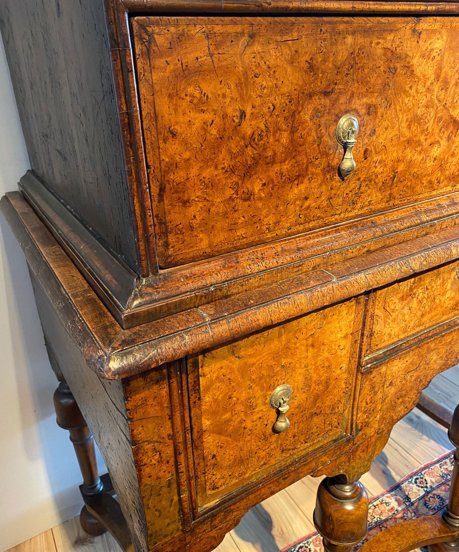 English Early 18th Century William and Mary Burr Elm Chest on Stand For Sale