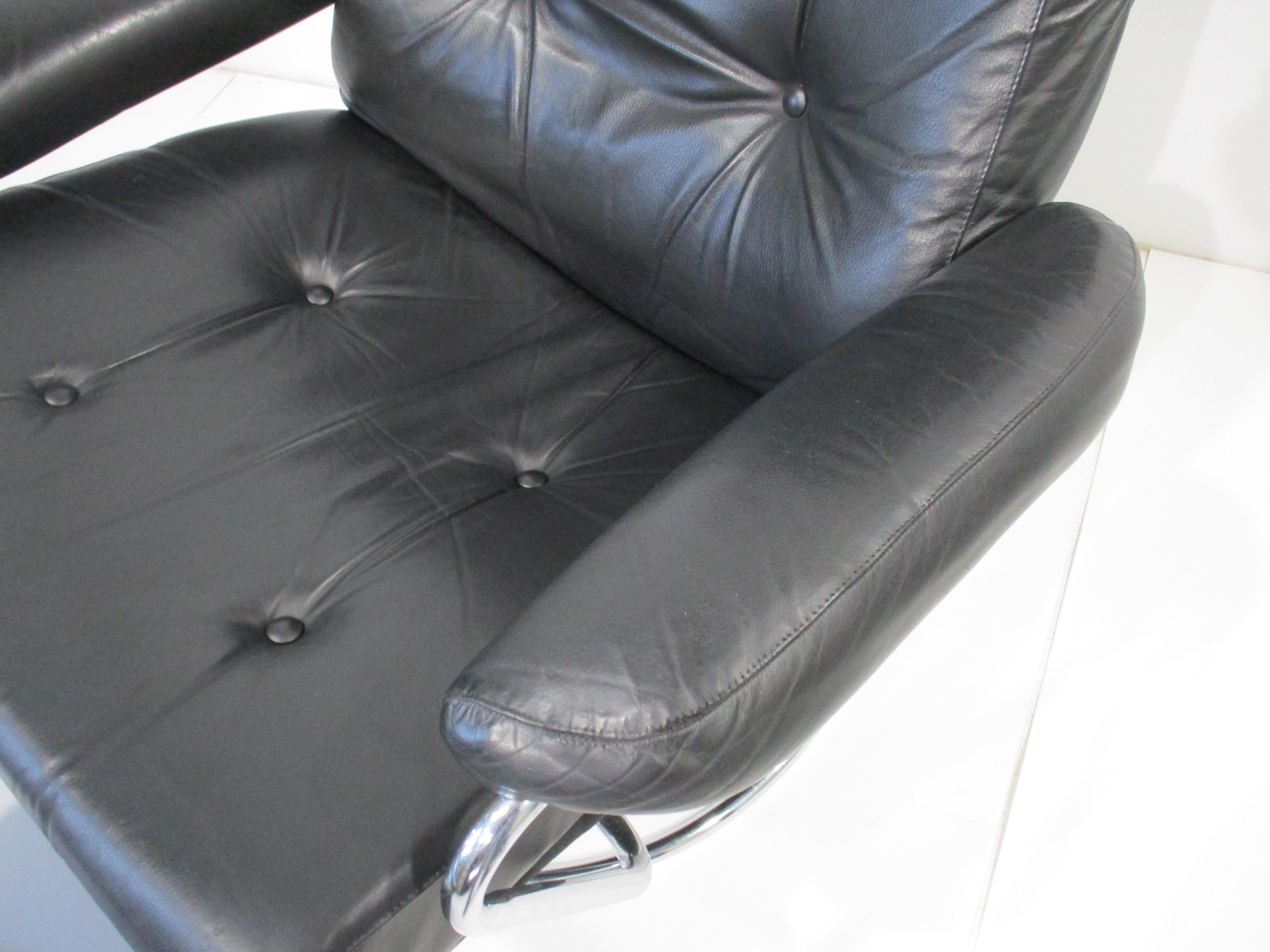 20th Century Early Ekornes Leather Lounge Chair w/ Ottoman Norway For Sale