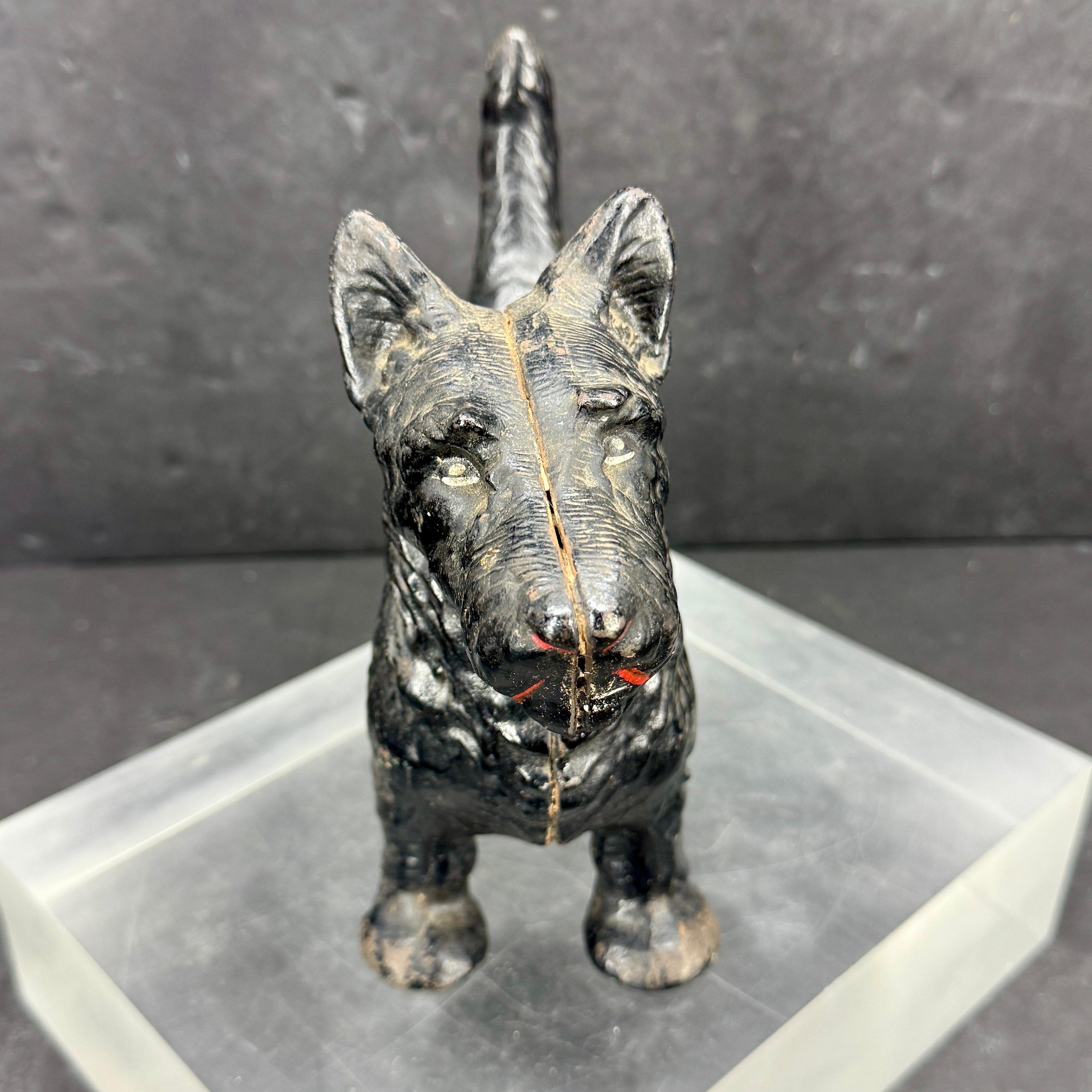 Arte popolare Fermaporta per cane terrier nero in ghisa inglese di prima qualità in vendita