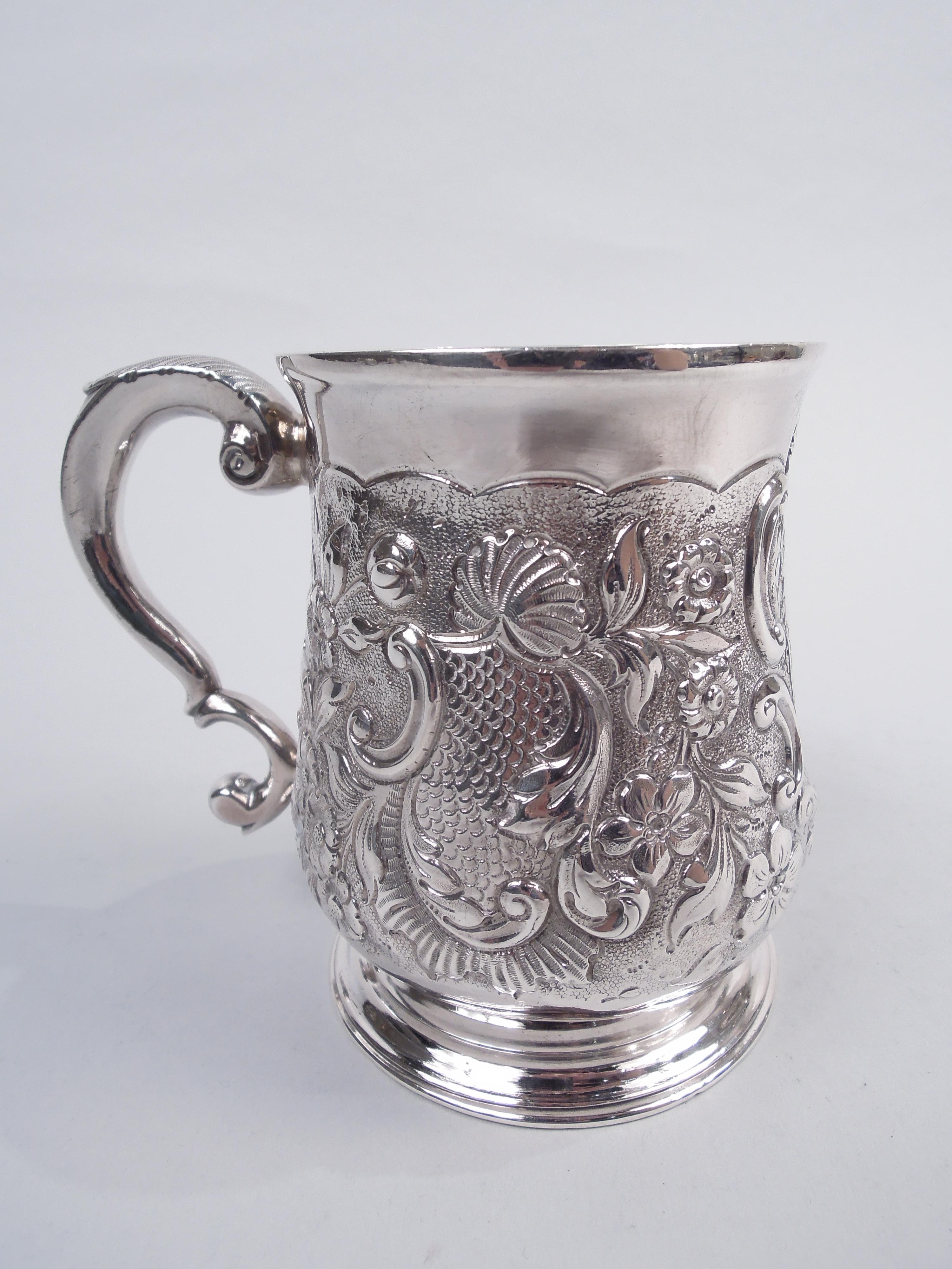 Early English Georgian Sterling Silver Mug by Tearle, 1735 2