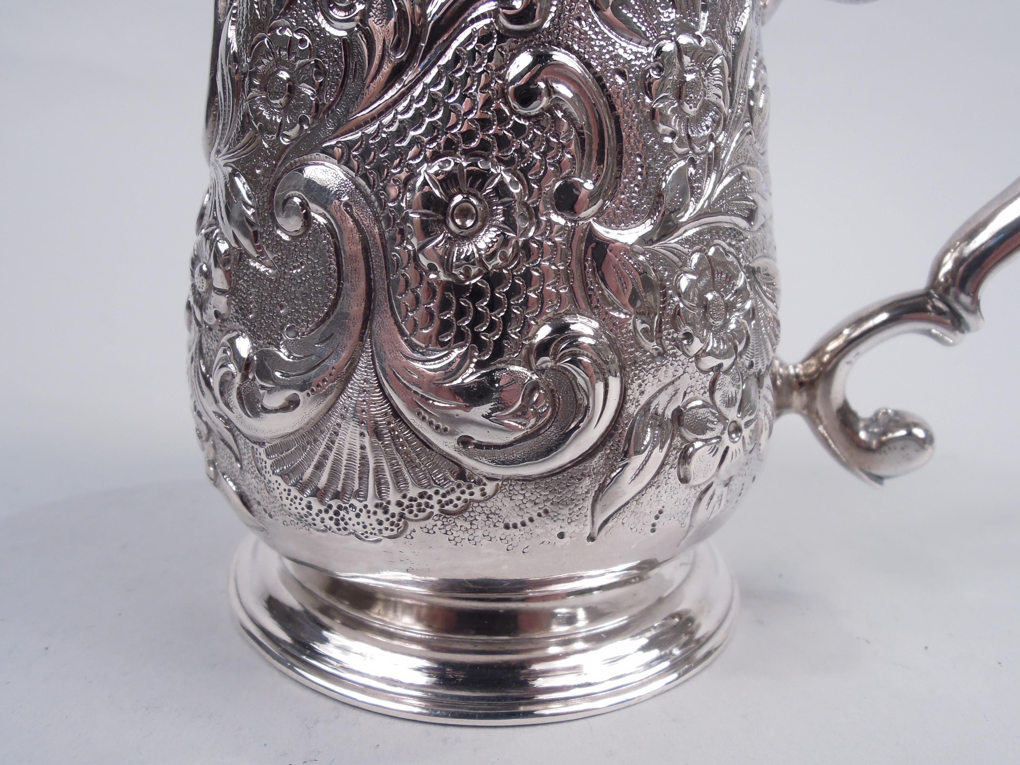 Early English Georgian Sterling Silver Mug by Tearle, 1735 For Sale 3
