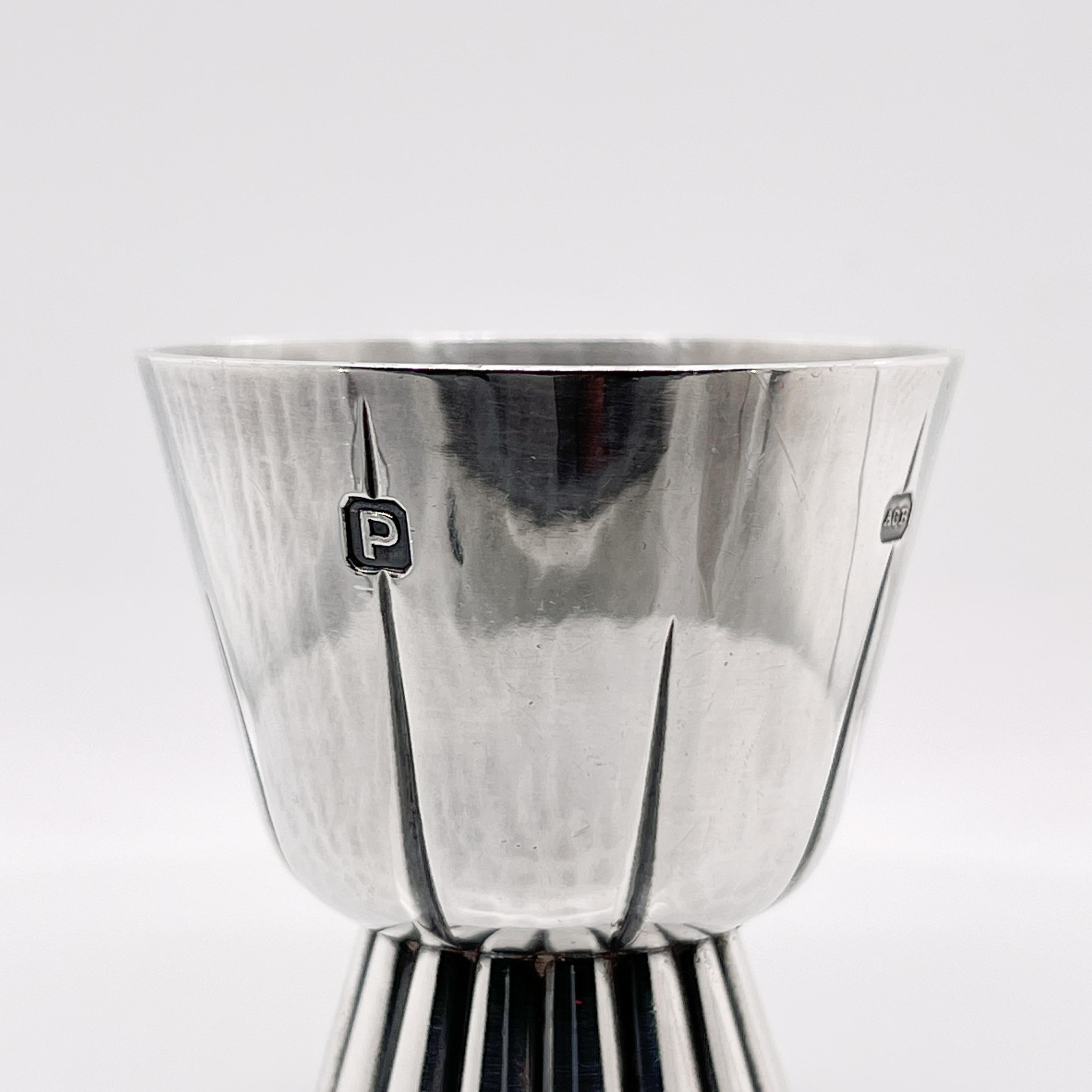 Tasse à cordial ou verre à pied en argent sterling Gerald Benney, du début de la période moderniste anglaise Bon état - En vente à Philadelphia, PA