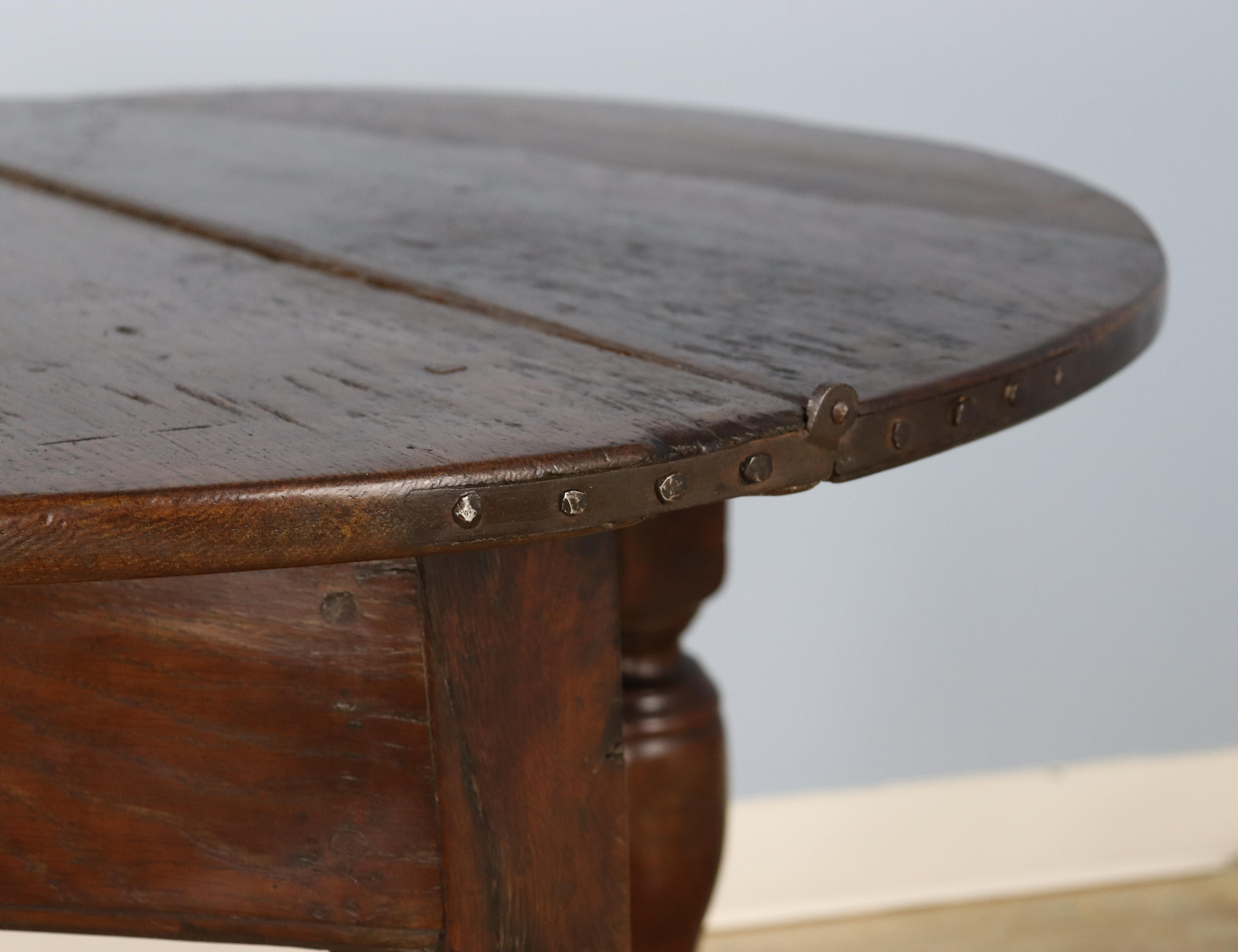 Early English Oak Credence Table For Sale 1