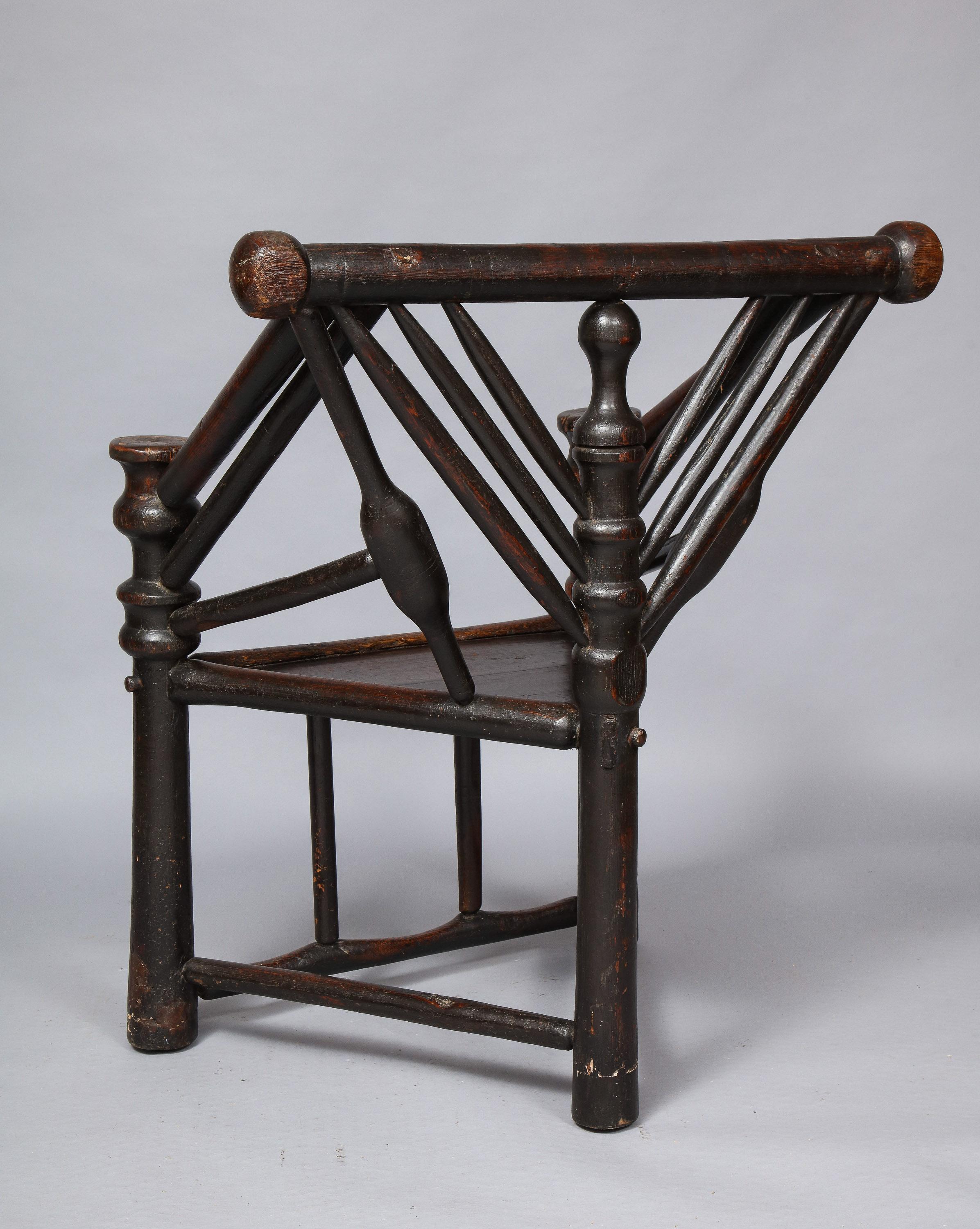 Early English or Scottish Turner's Chair  For Sale 3