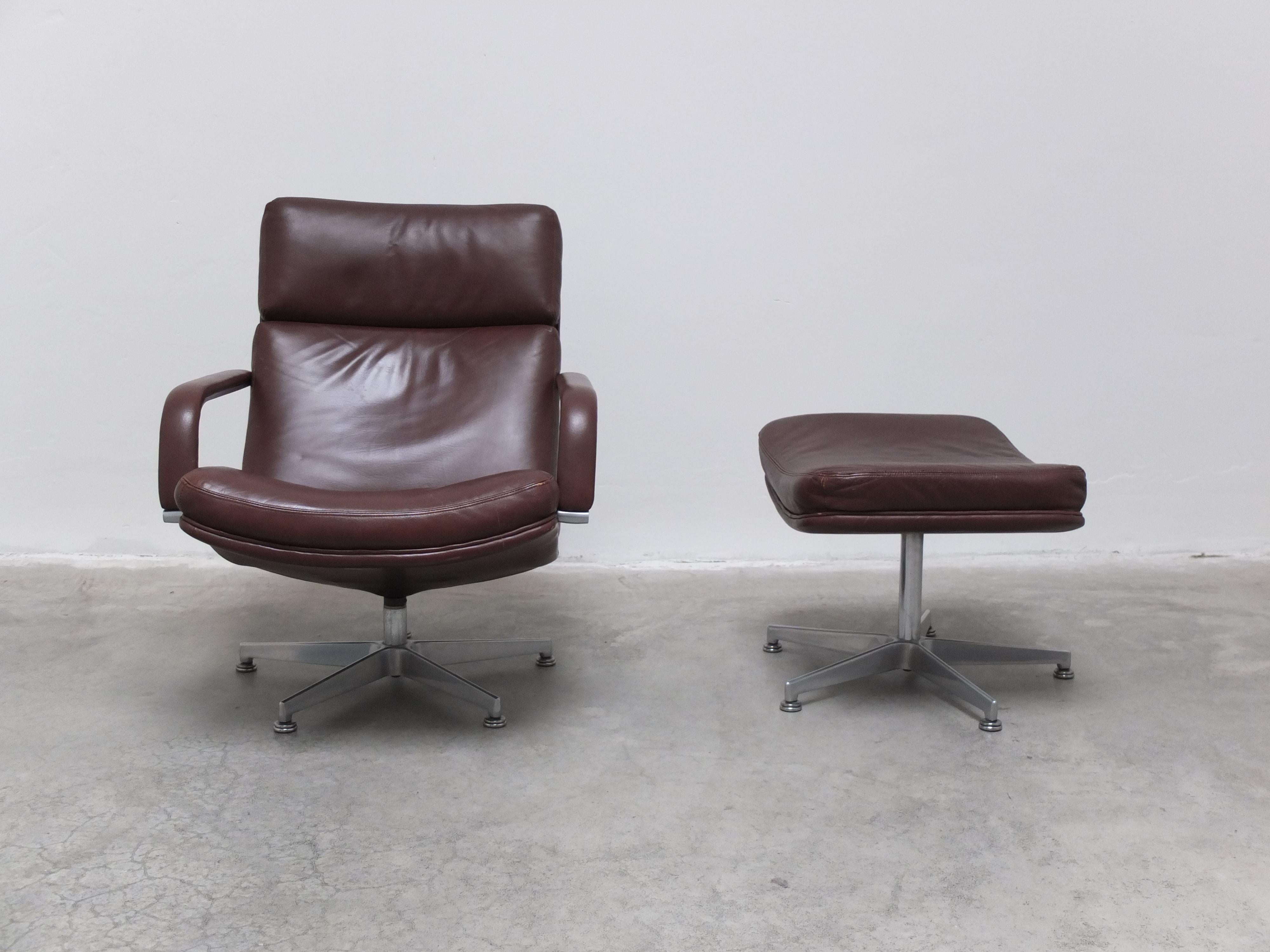 Early 'F141' Lounge Chair with Ottoman by Geoffrey Harcourt for Artifort, 1972 For Sale 6