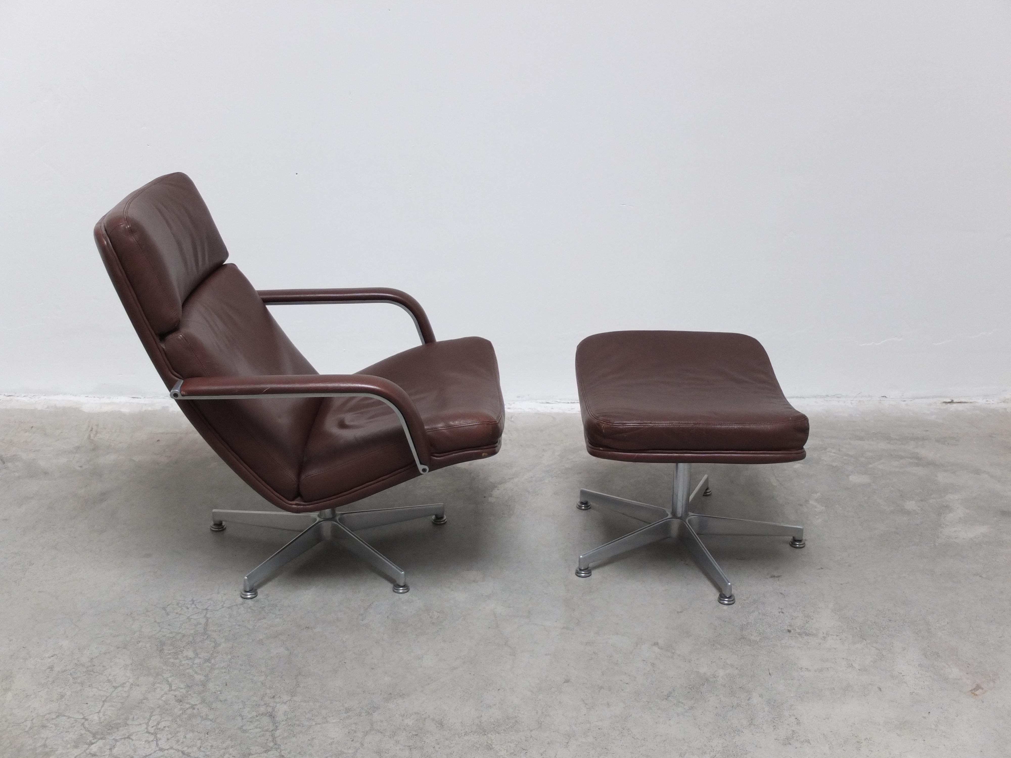Mid-Century Modern Early 'F141' Lounge Chair with Ottoman by Geoffrey Harcourt for Artifort, 1972 For Sale