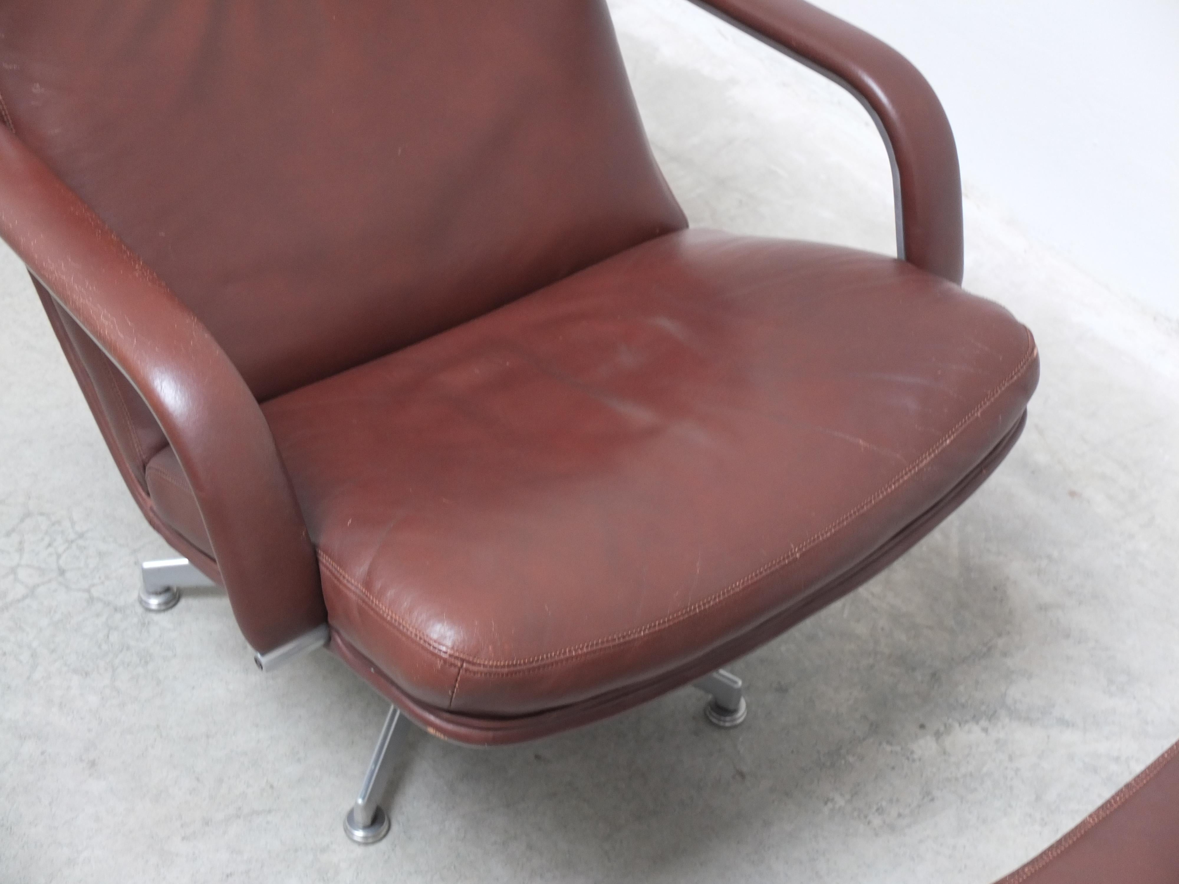 Early 'F141' Lounge Chair with Ottoman by Geoffrey Harcourt for Artifort, 1972 For Sale 1