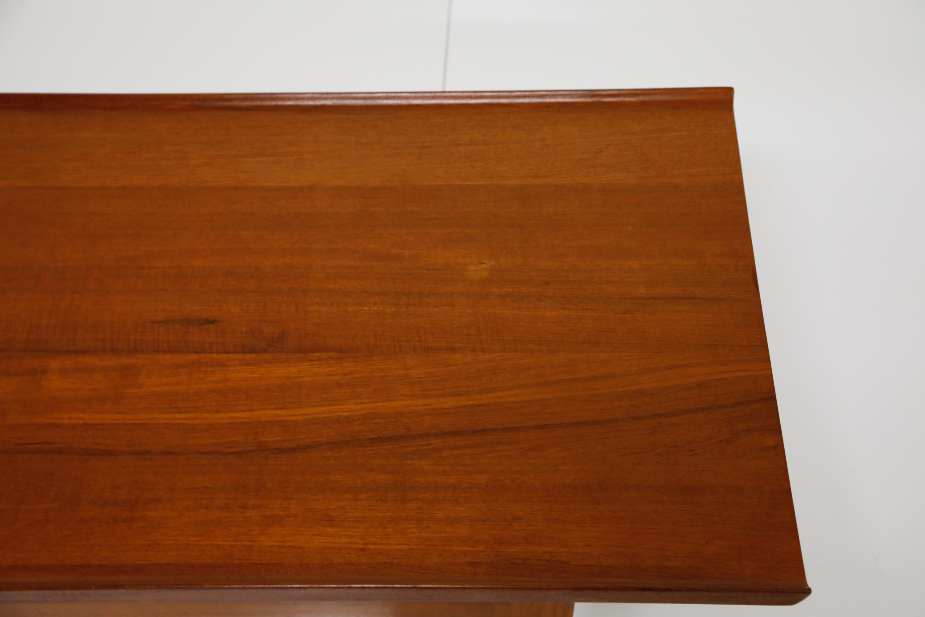 Early Finn Juhl for France and Daverkosen FD532 Teak Coffee Table, Denmark 1950s 4